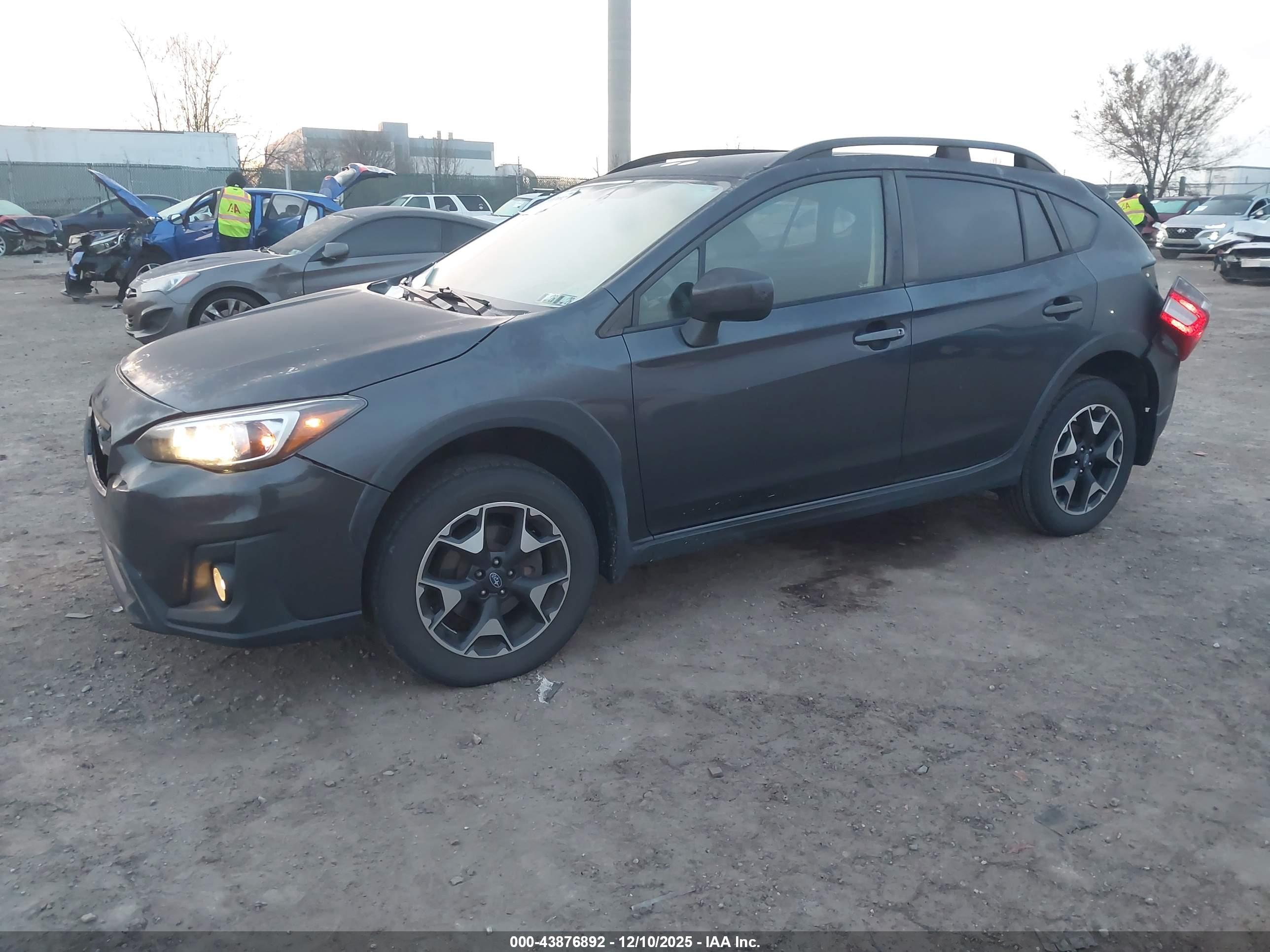 SUBARU CROSSTREK image 2