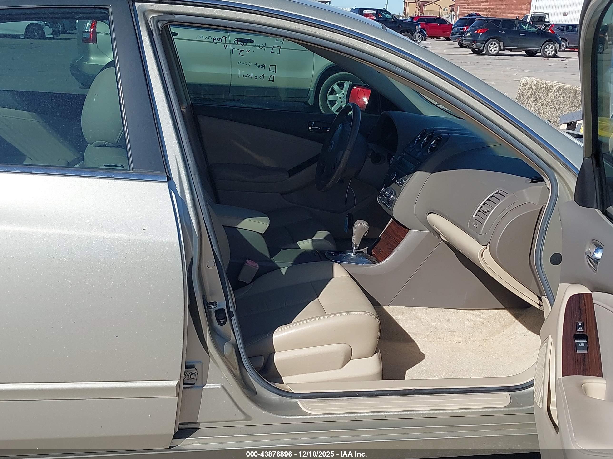 NISSAN ALTIMA image 5