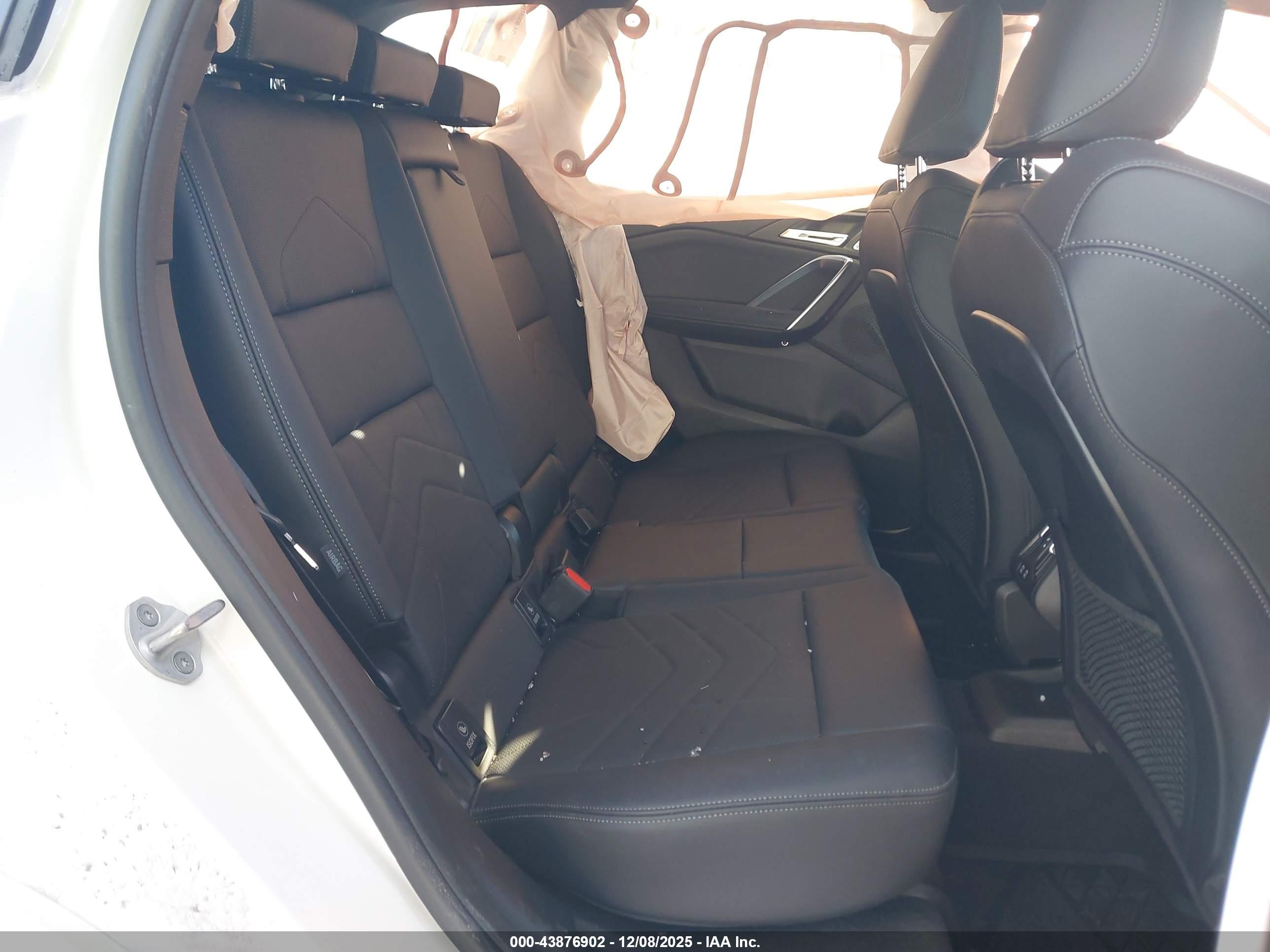 BMW X1 image 8