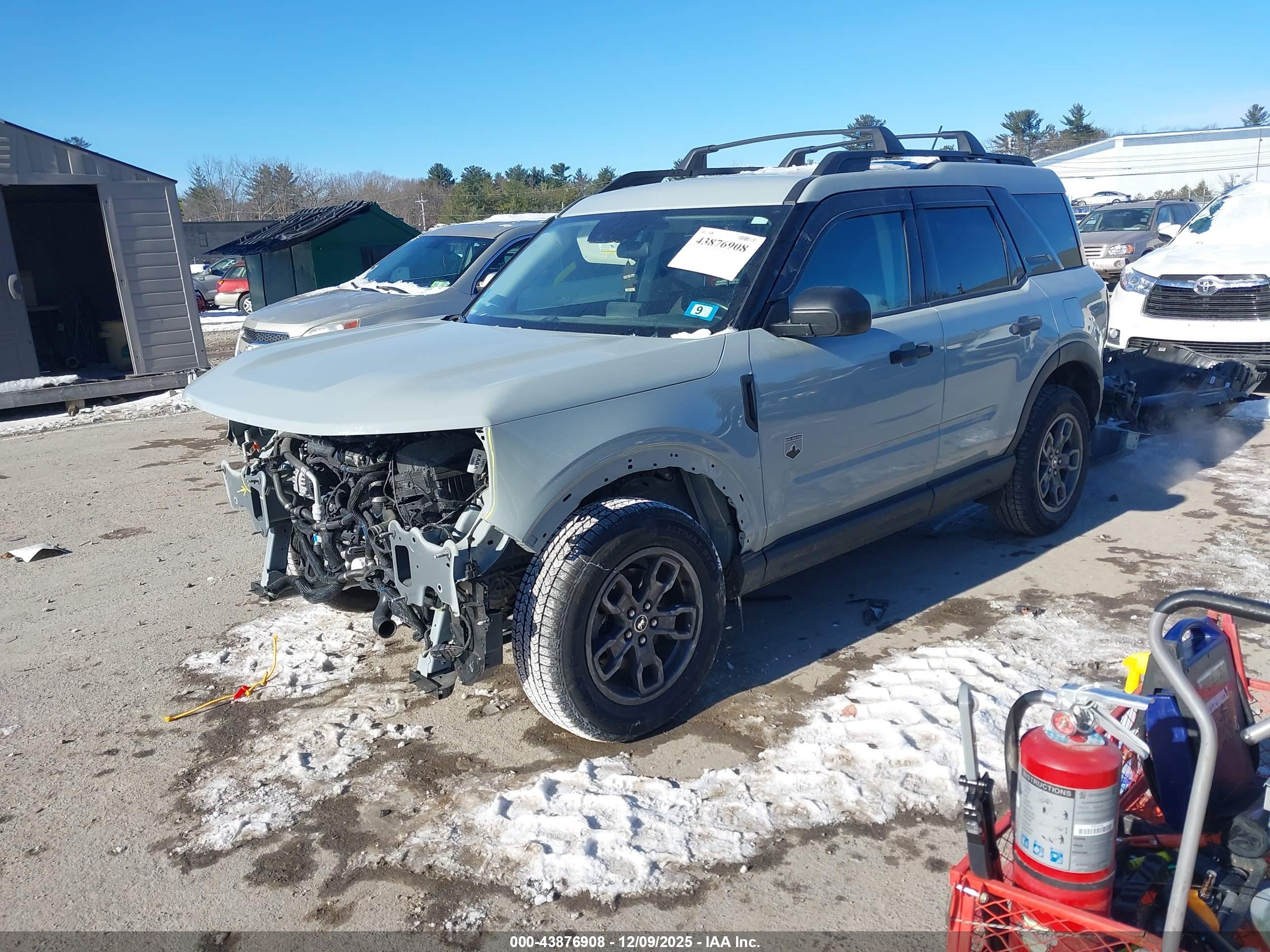 FORD BRONCO image 2