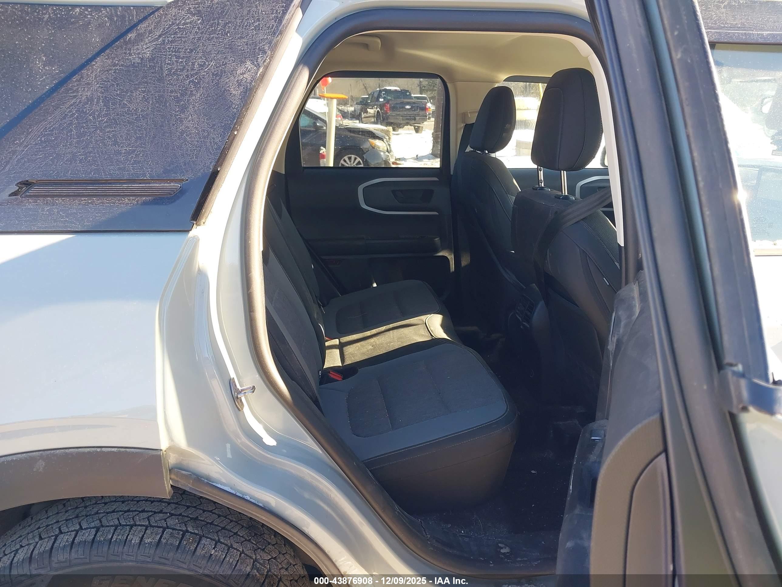 FORD BRONCO image 8