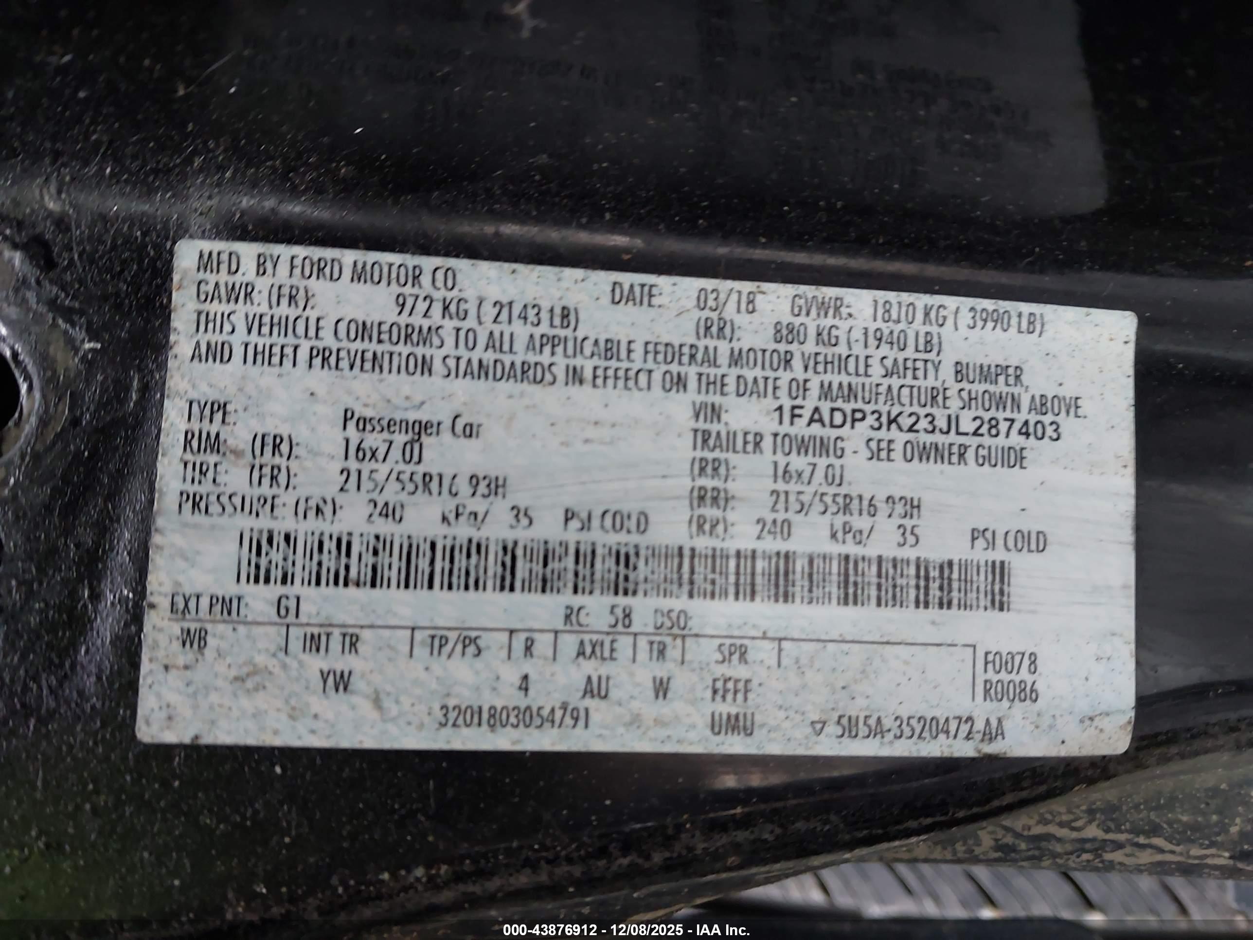 FORD FOCUS image 9