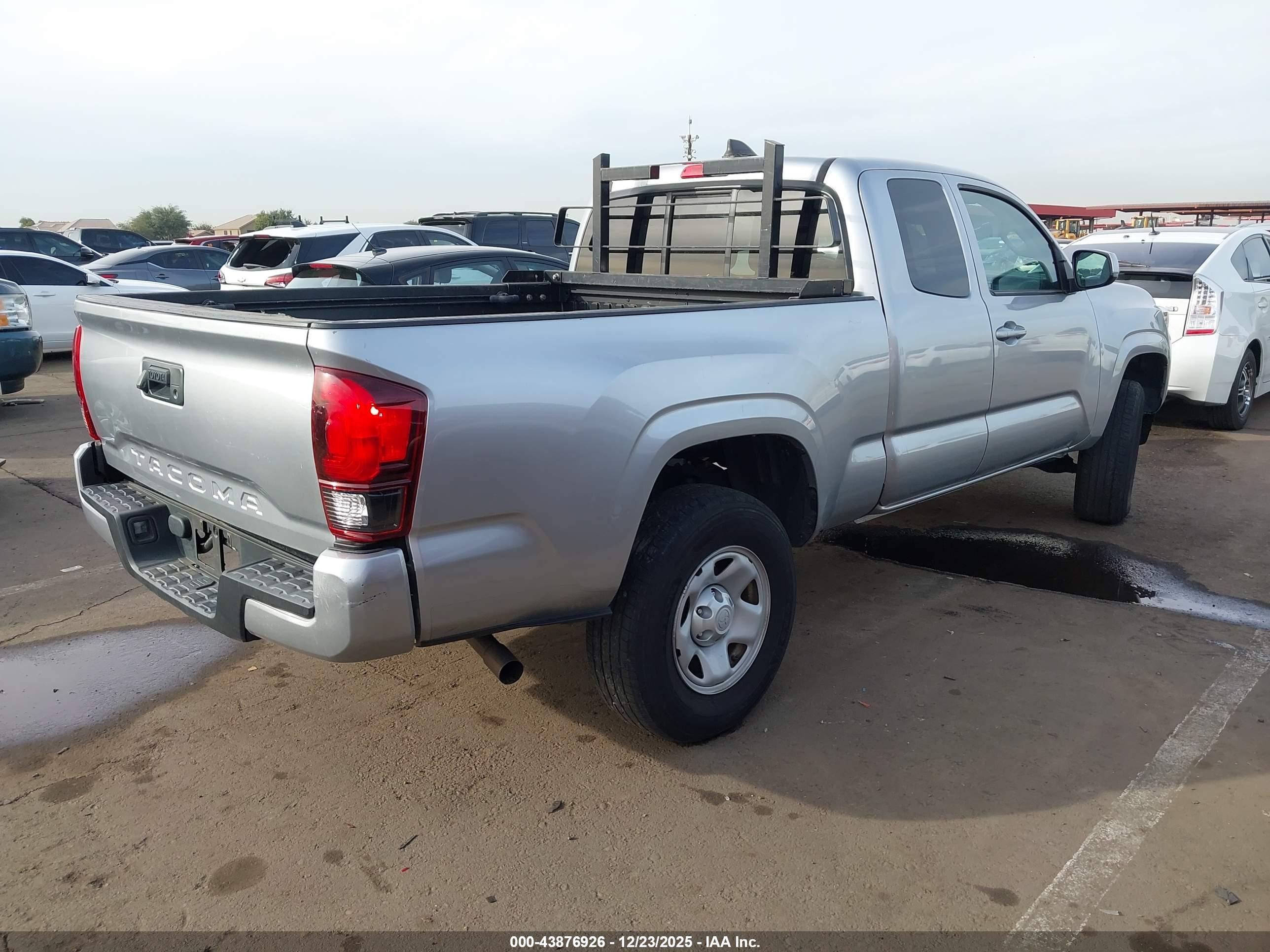 TOYOTA TACOMA image 4