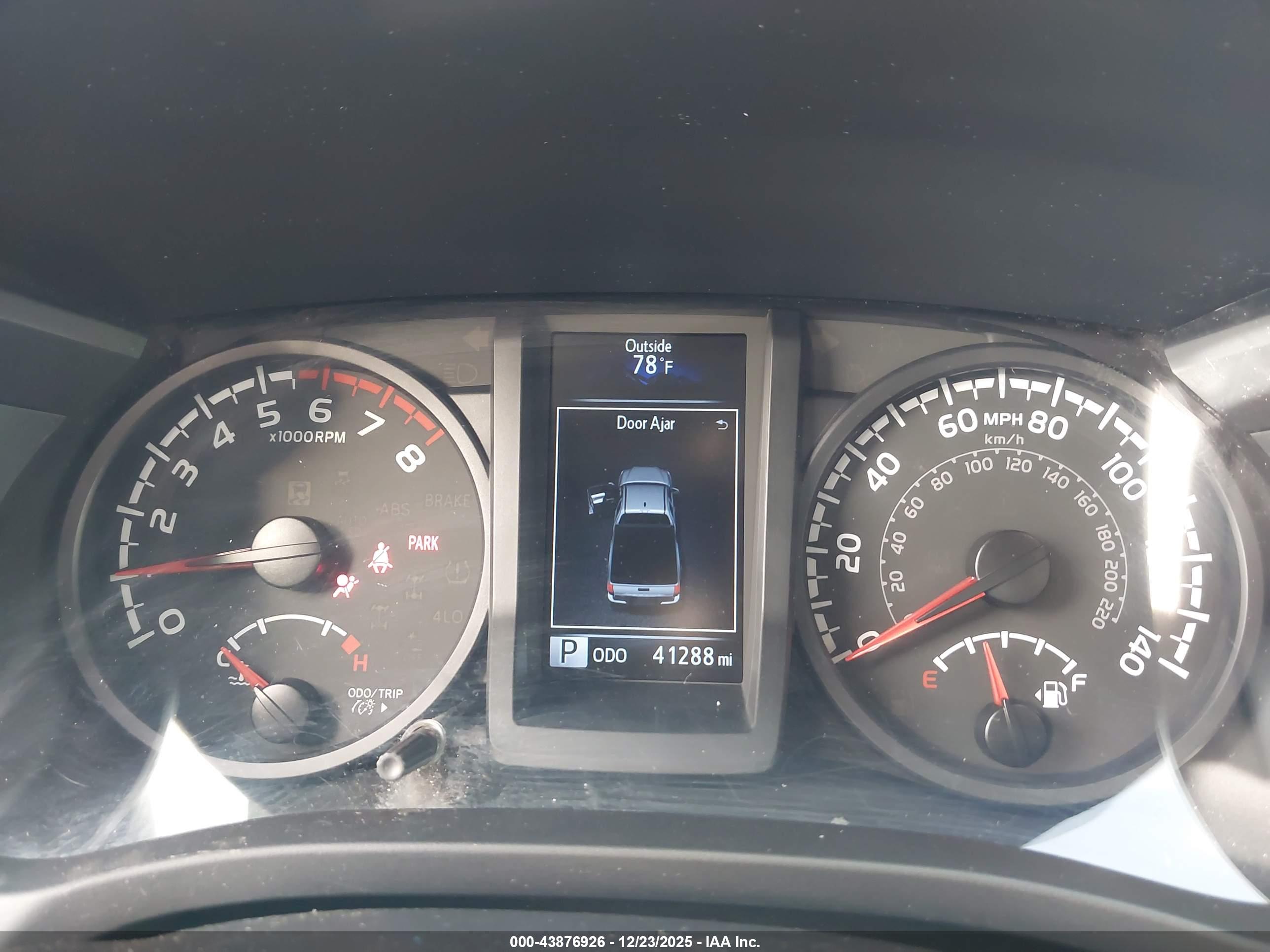 TOYOTA TACOMA image 7