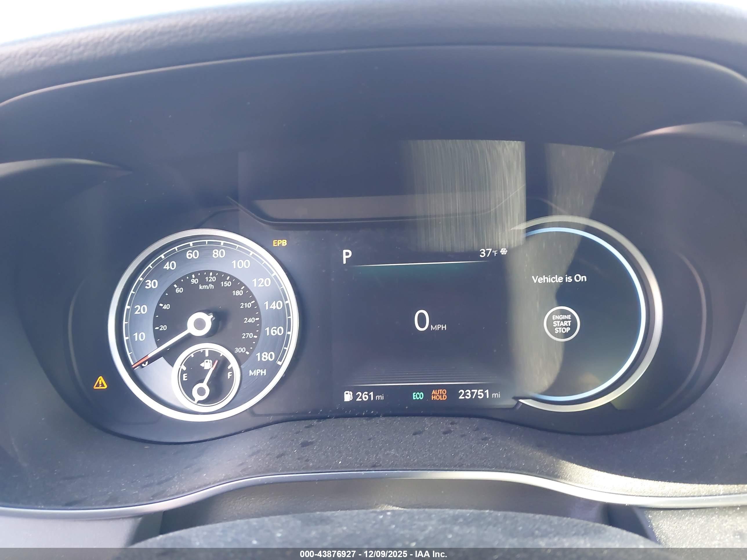 GENESIS G70 image 7