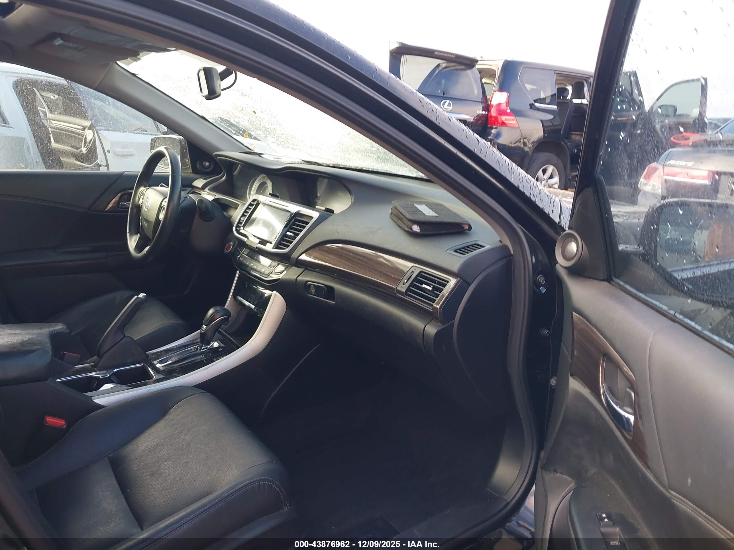 HONDA ACCORD image 5