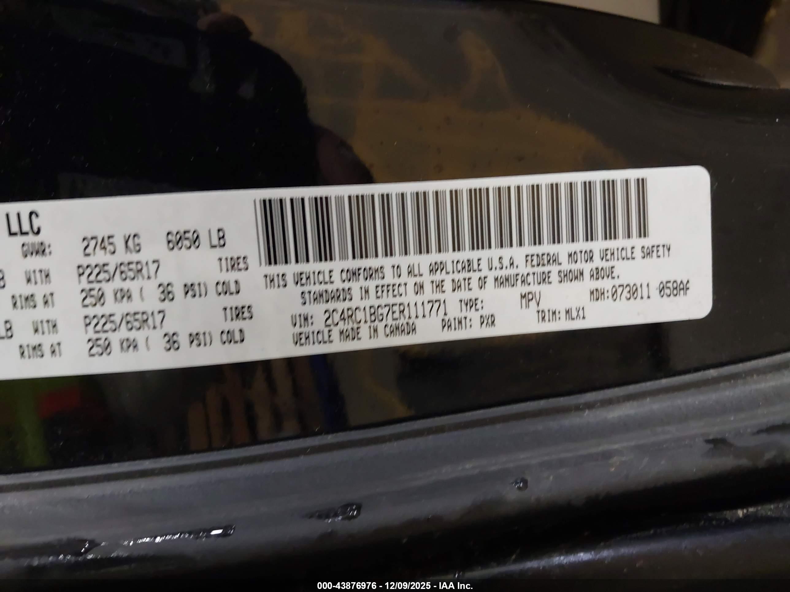 CHRYSLER TOWN image 9
