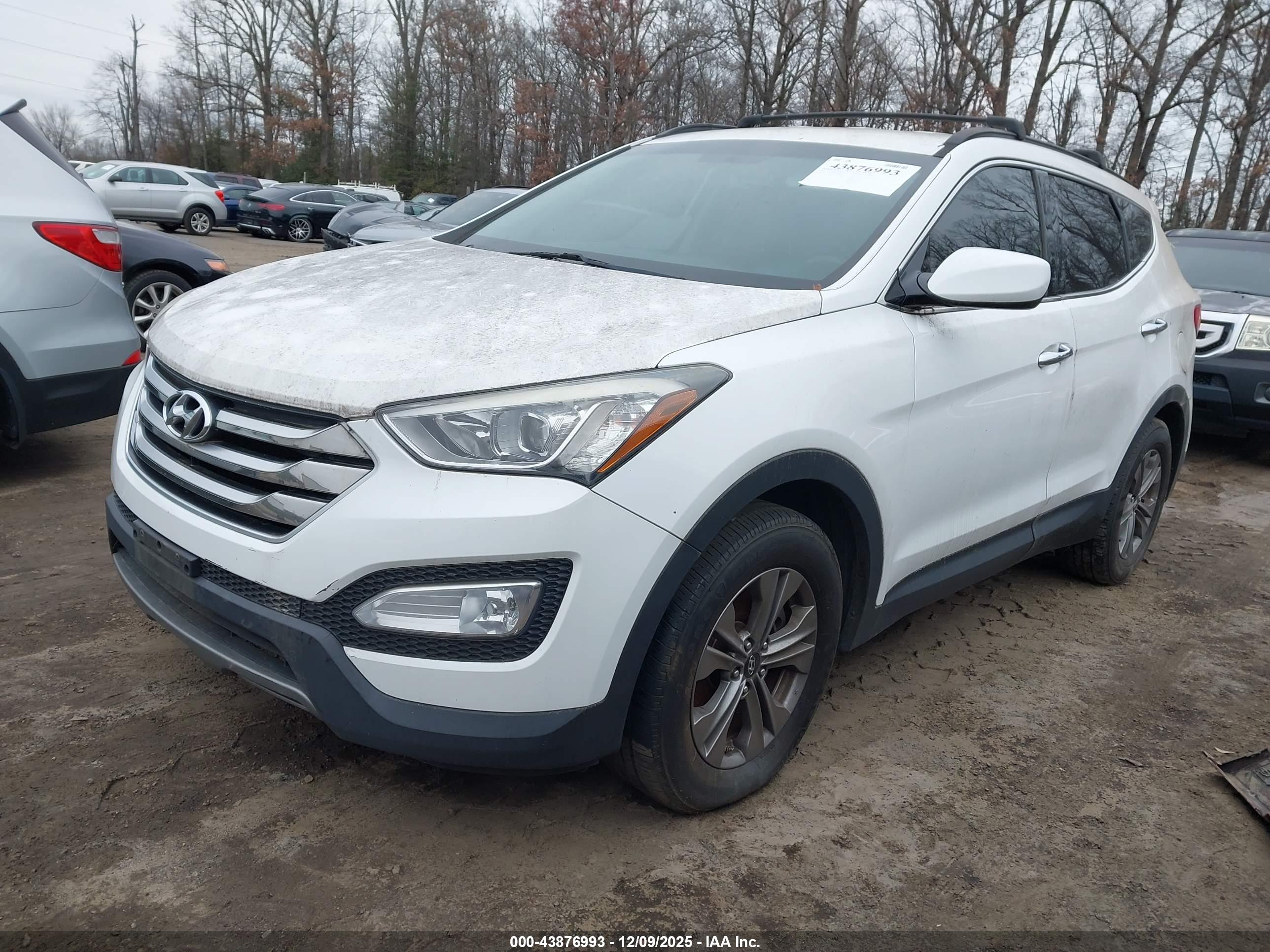 HYUNDAI SANTA image 2