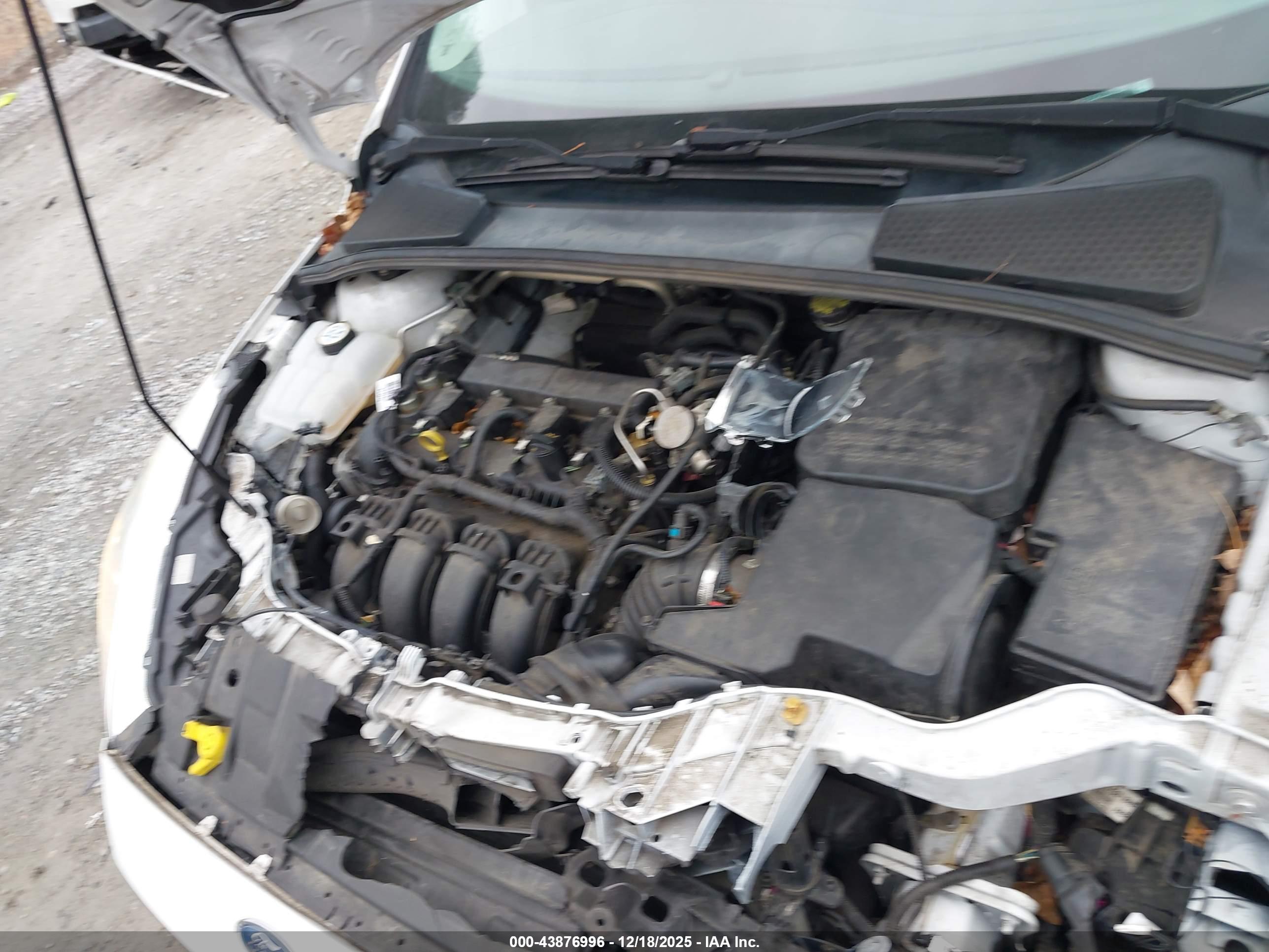 FORD FOCUS image 10
