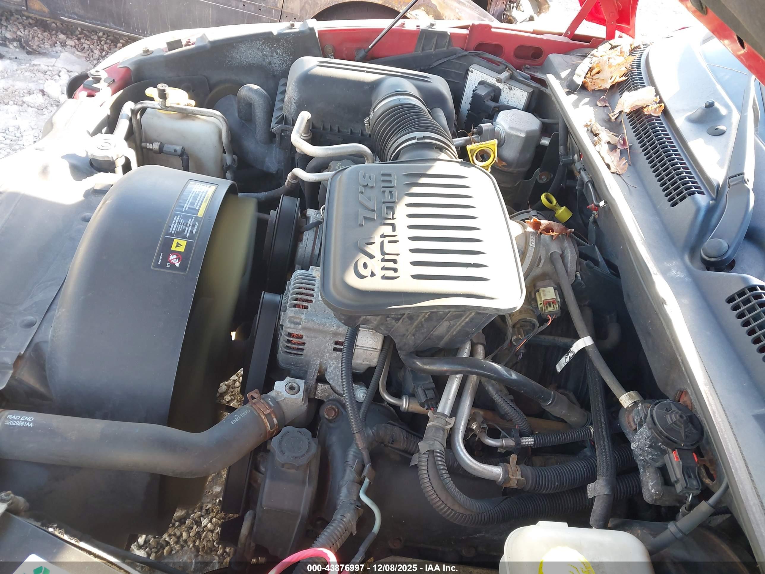 DODGE DAKOTA image 10
