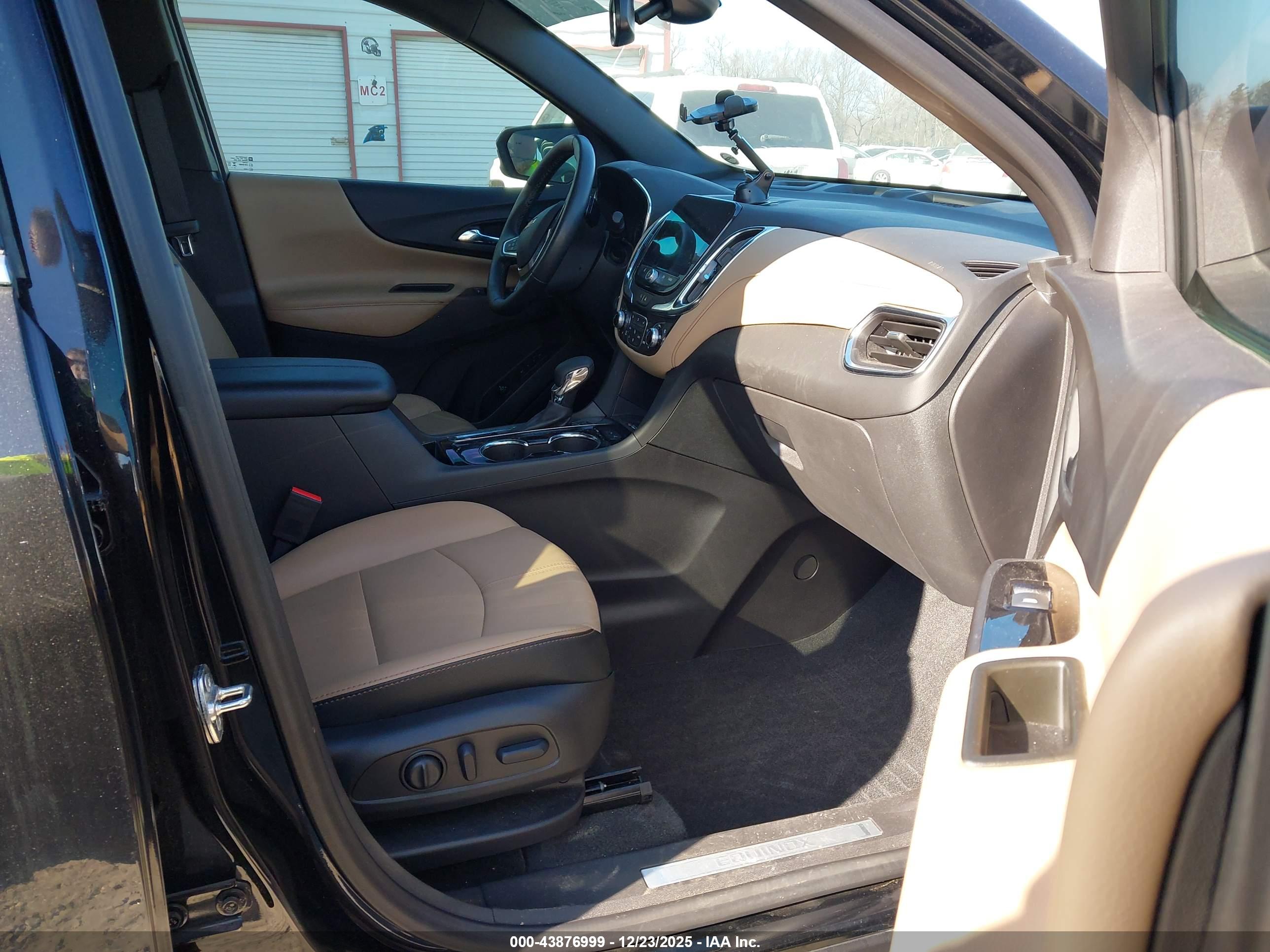 CHEVROLET EQUINOX image 5