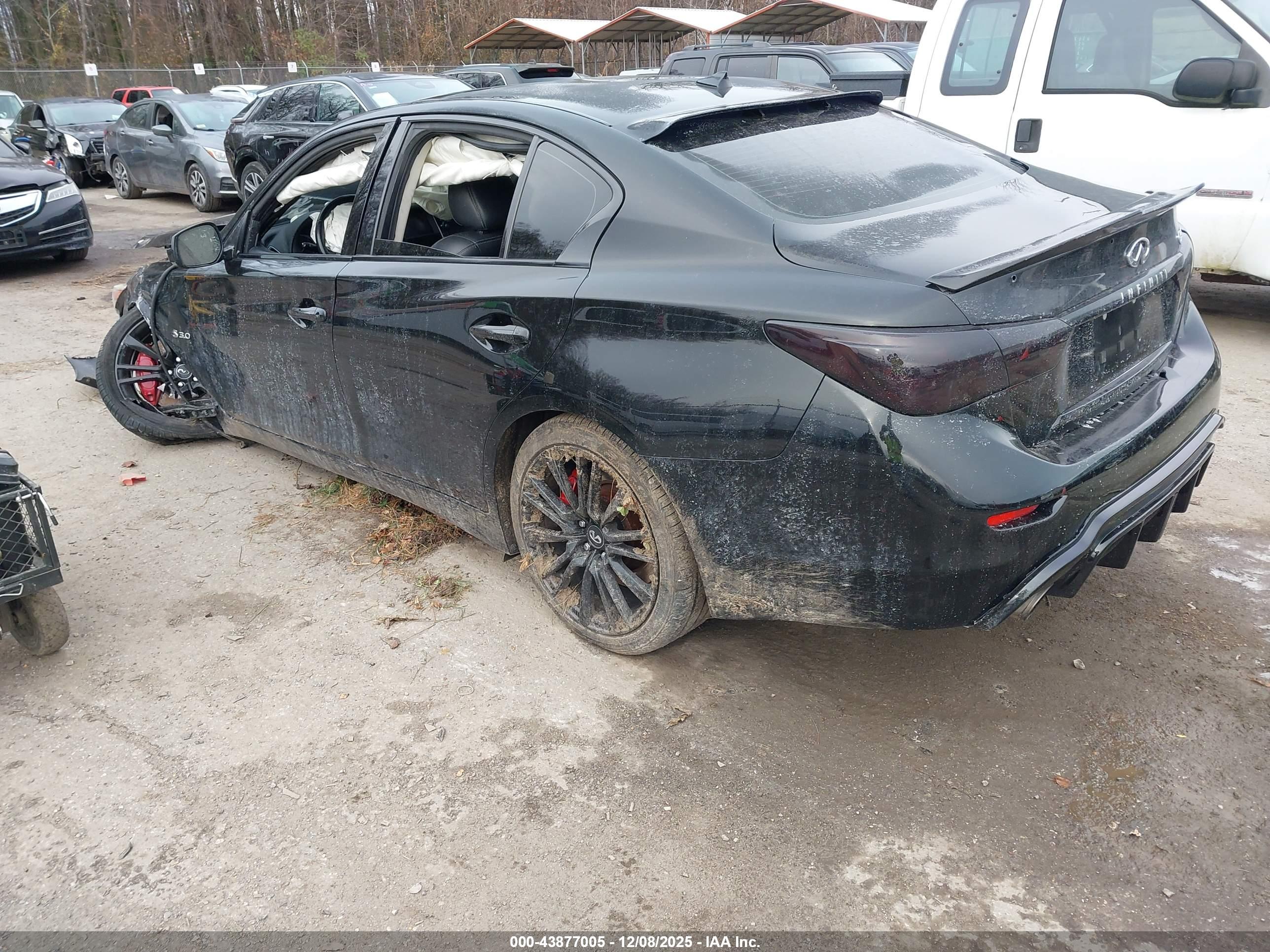 INFINITI Q50 image 3