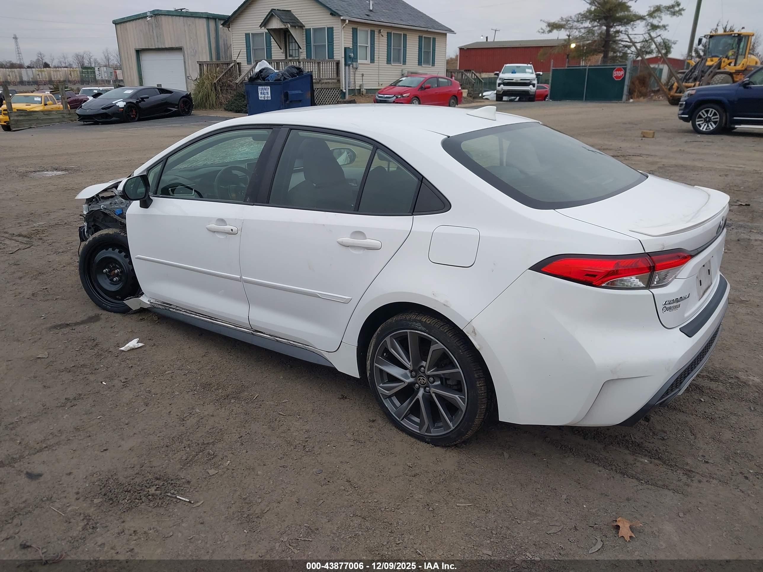 TOYOTA COROLLA image 3