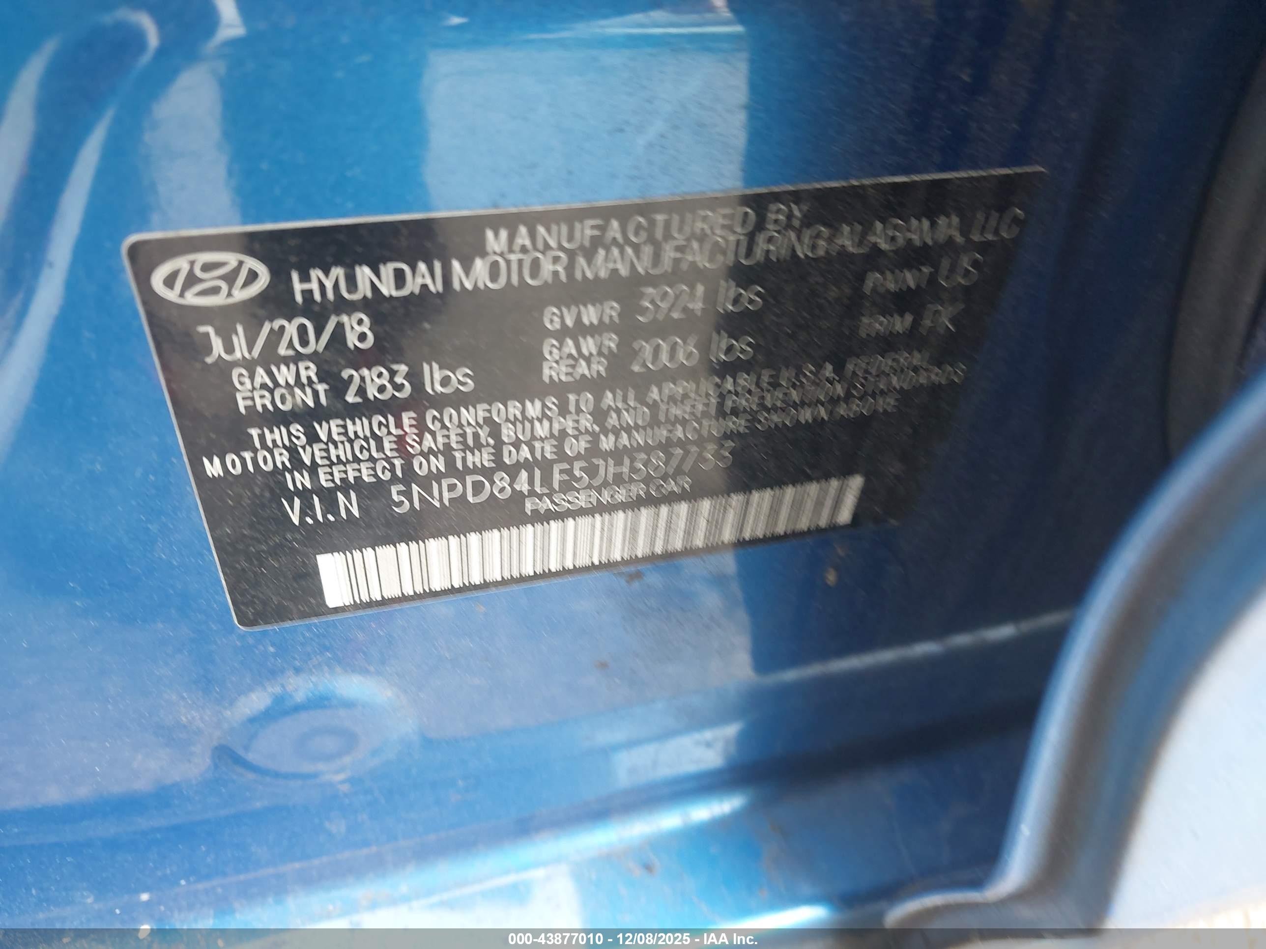 HYUNDAI ELANTRA image 9