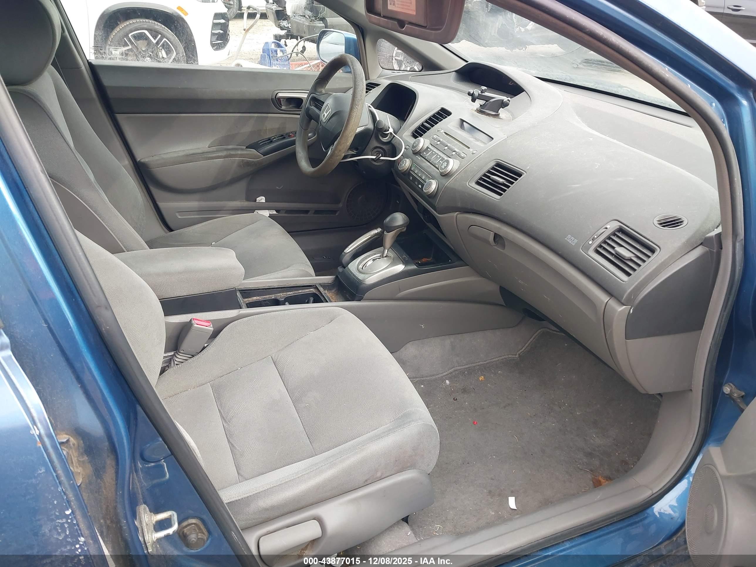 HONDA CIVIC image 5