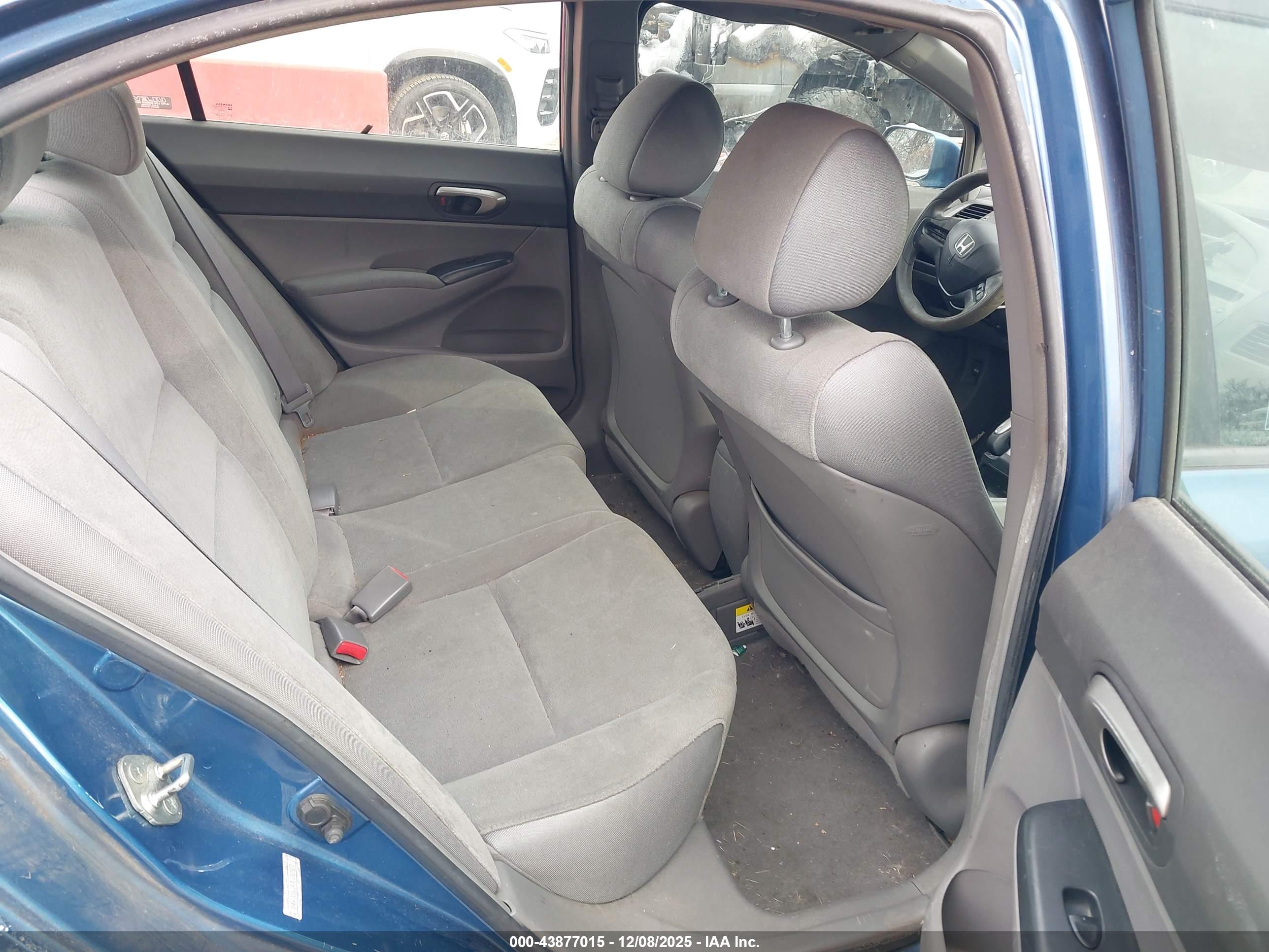 HONDA CIVIC image 8