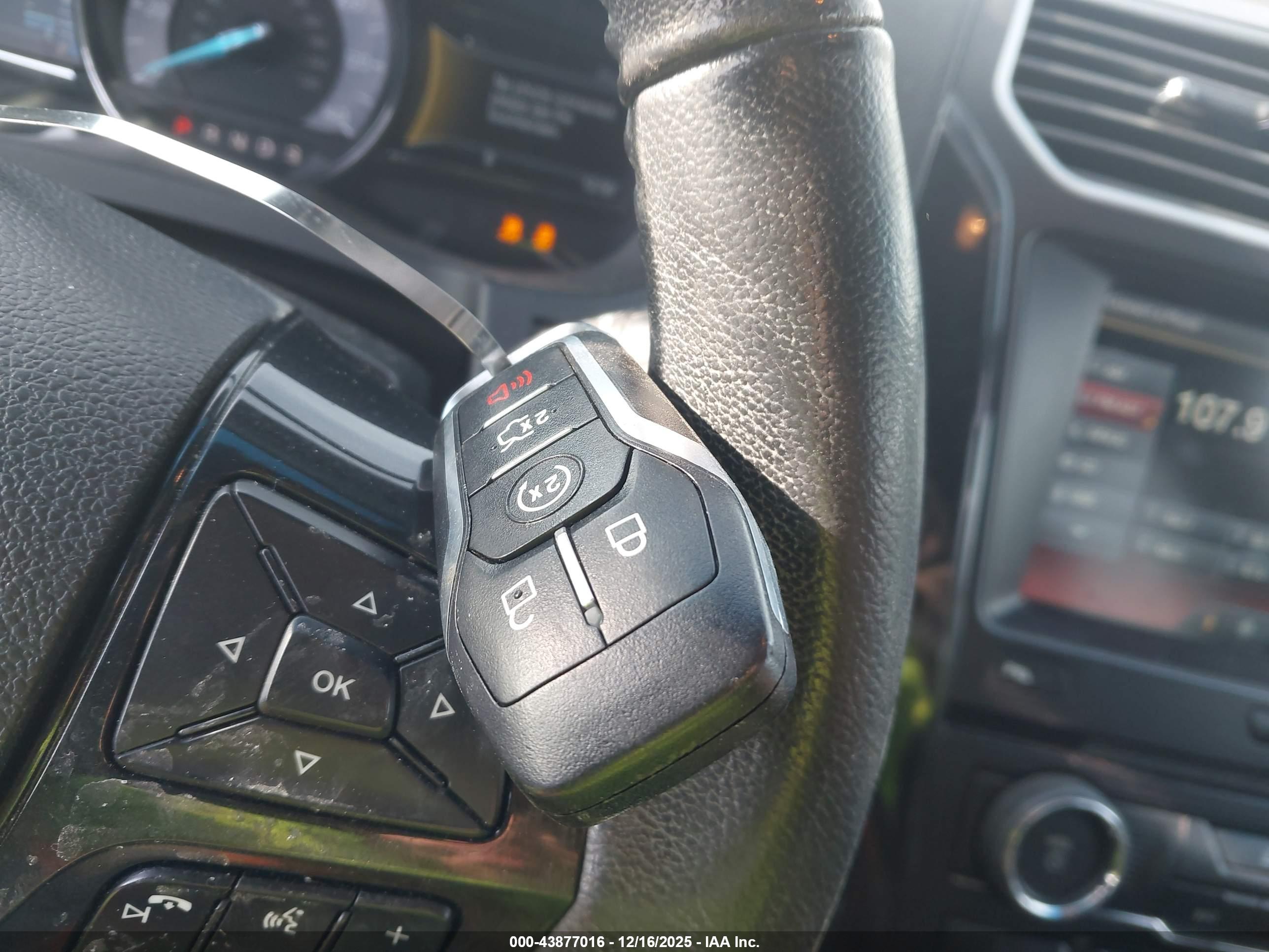 FORD EXPLORER image 11