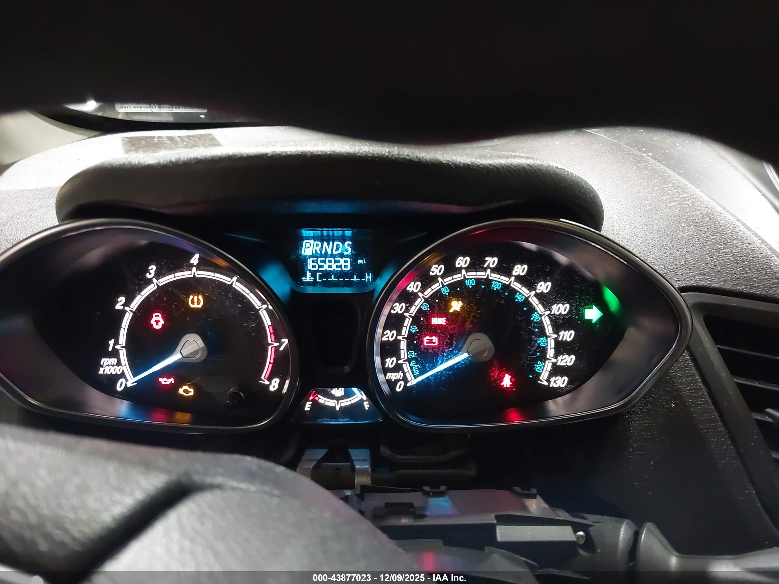 FORD FIESTA image 7