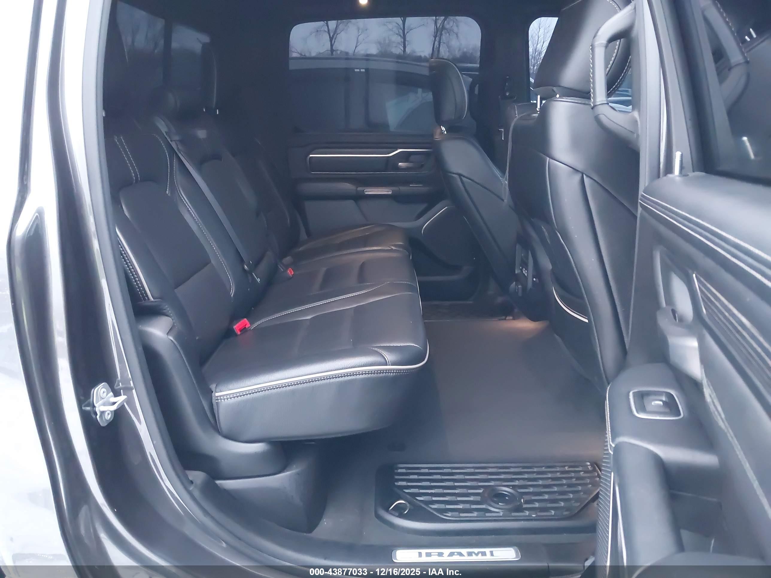 RAM 1500 image 8