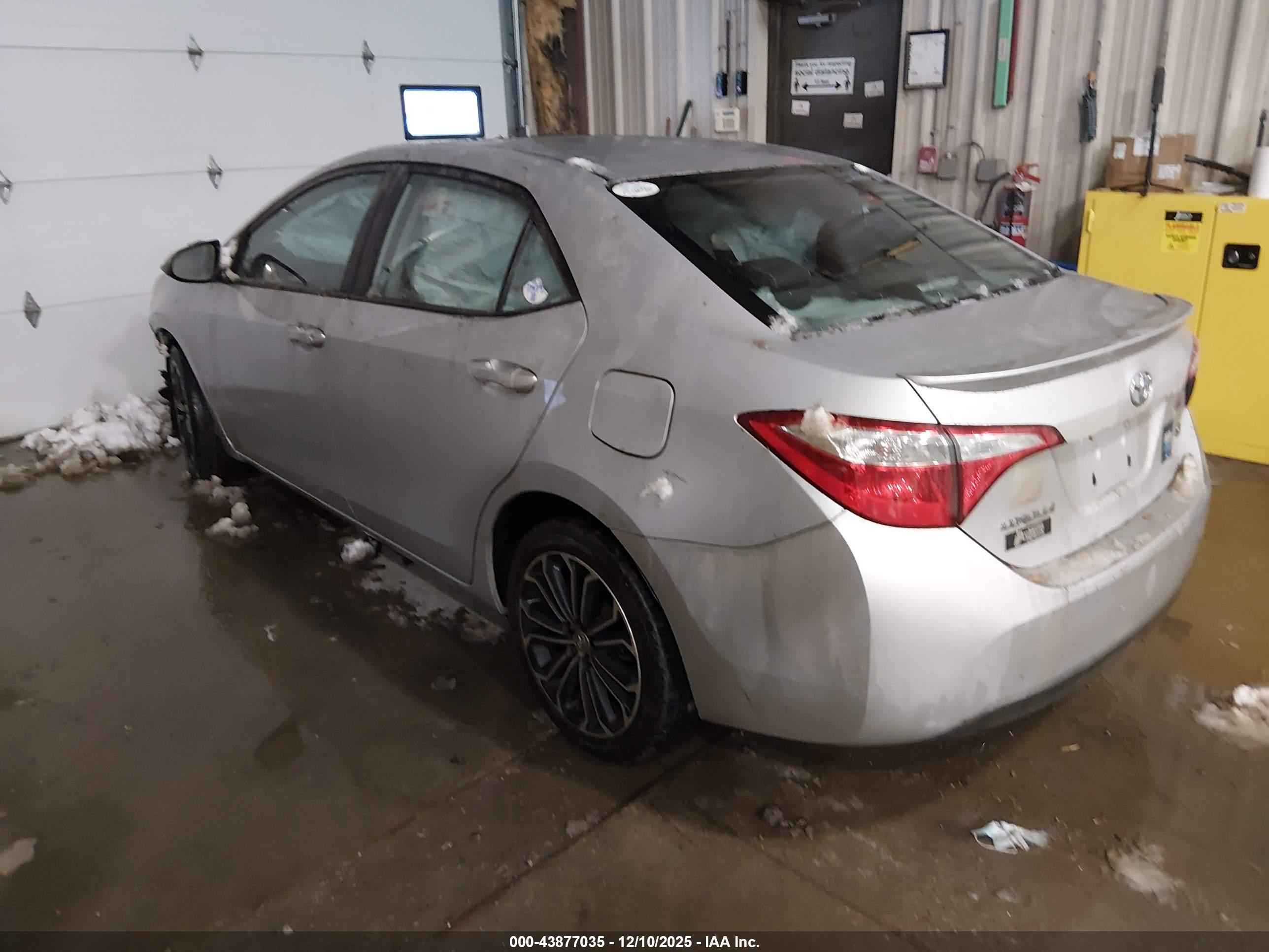 TOYOTA COROLLA image 3