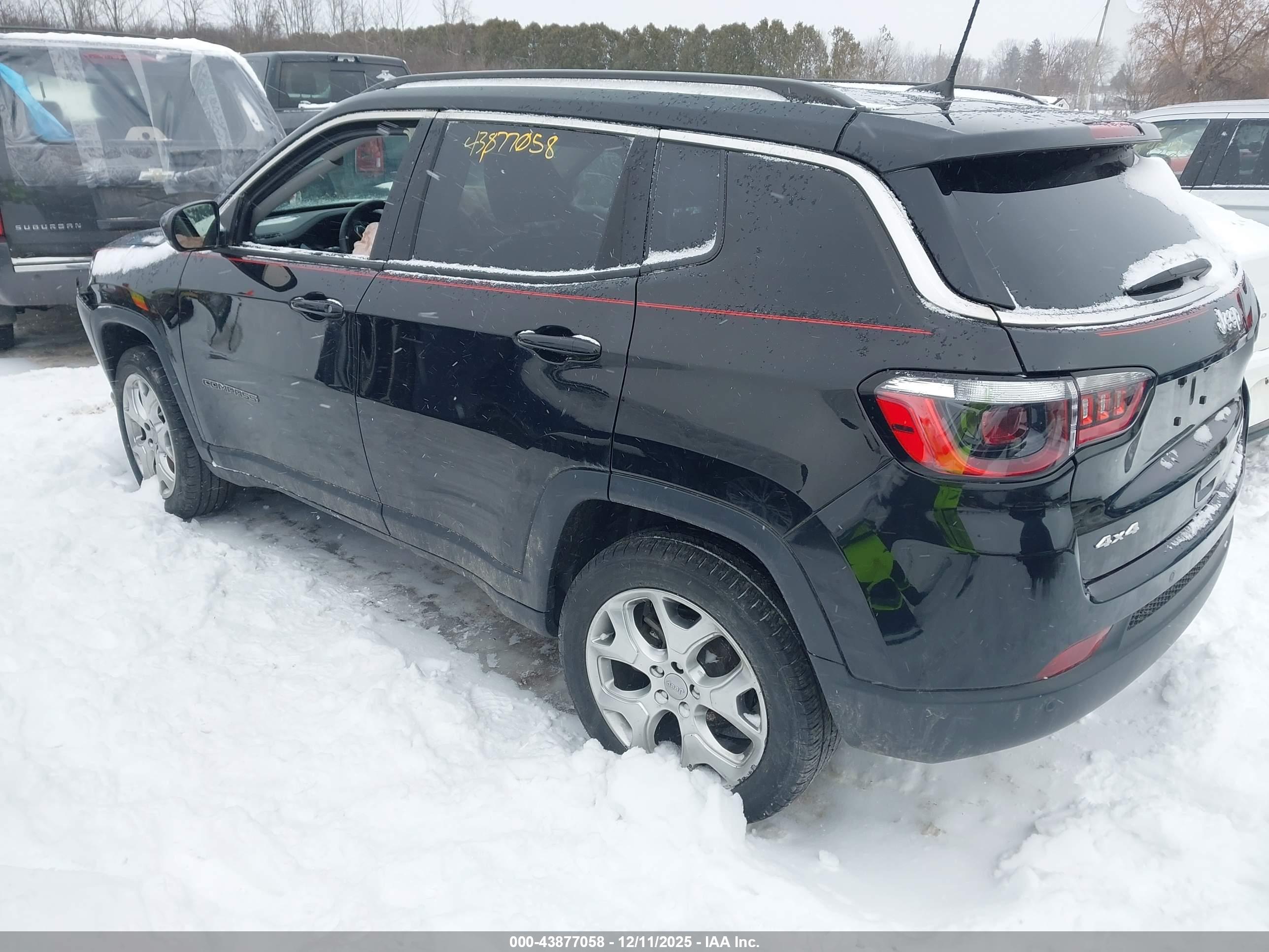 JEEP COMPASS image 3