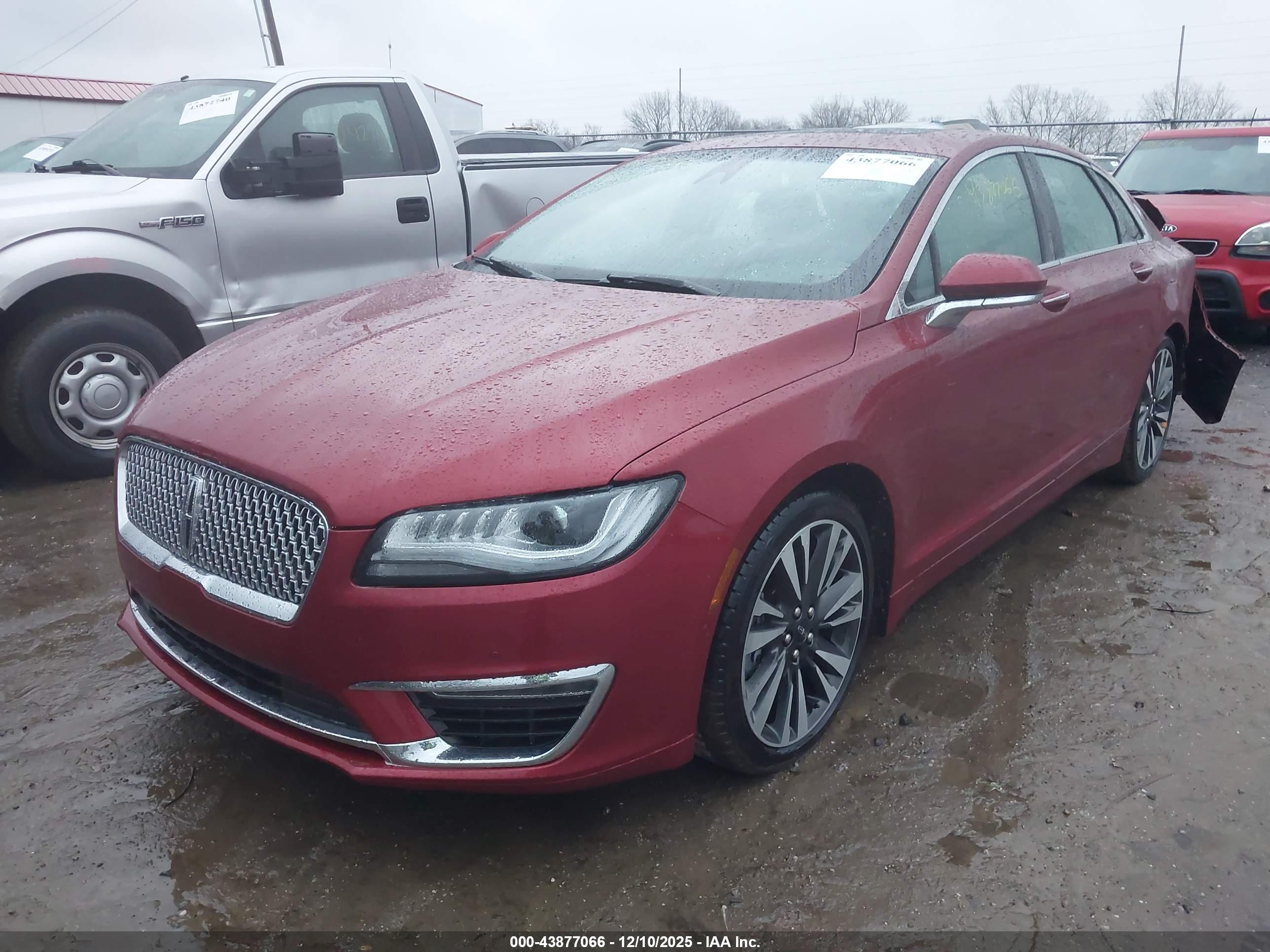 LINCOLN MKZ image 2