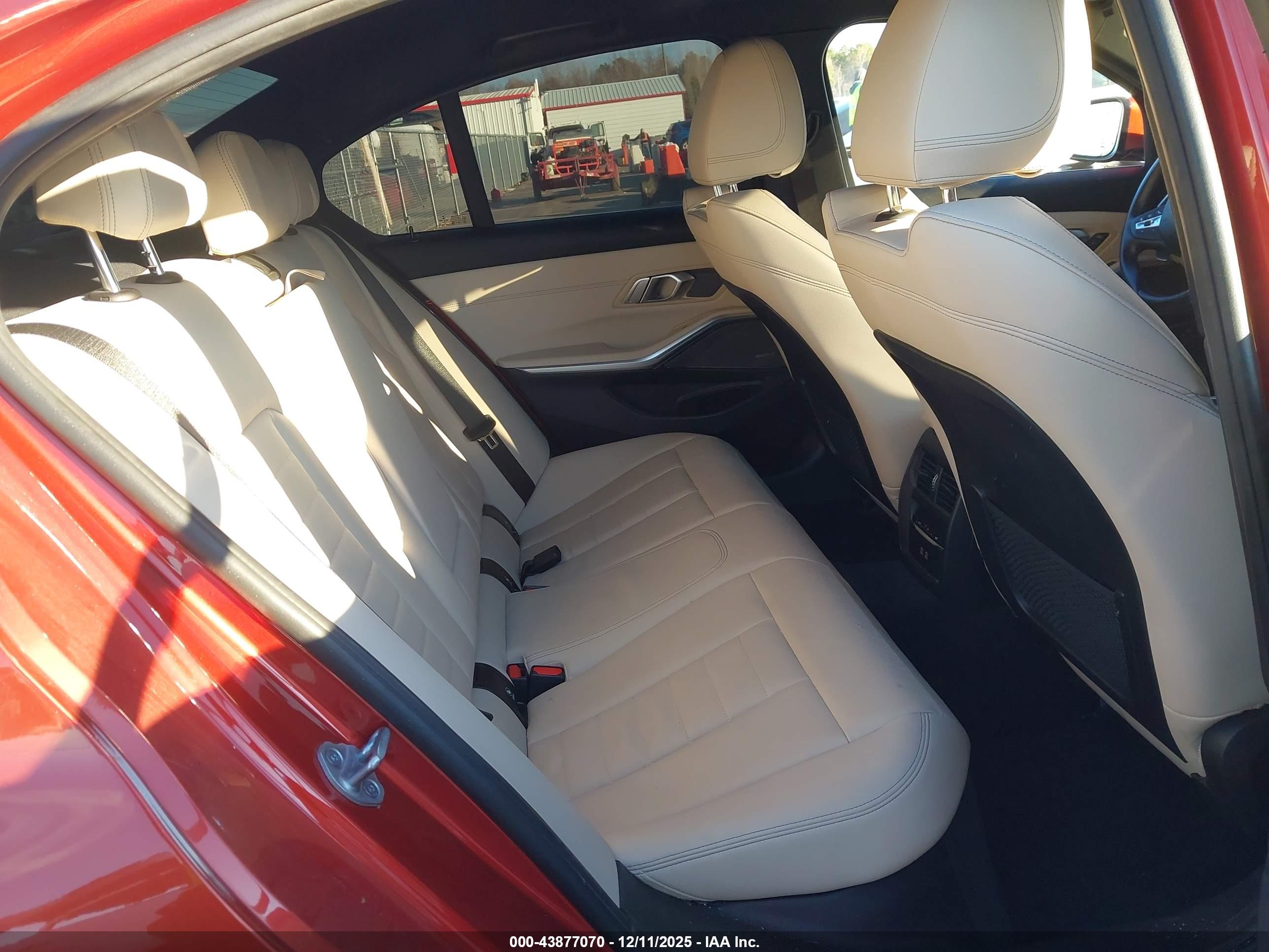 BMW 330I image 8