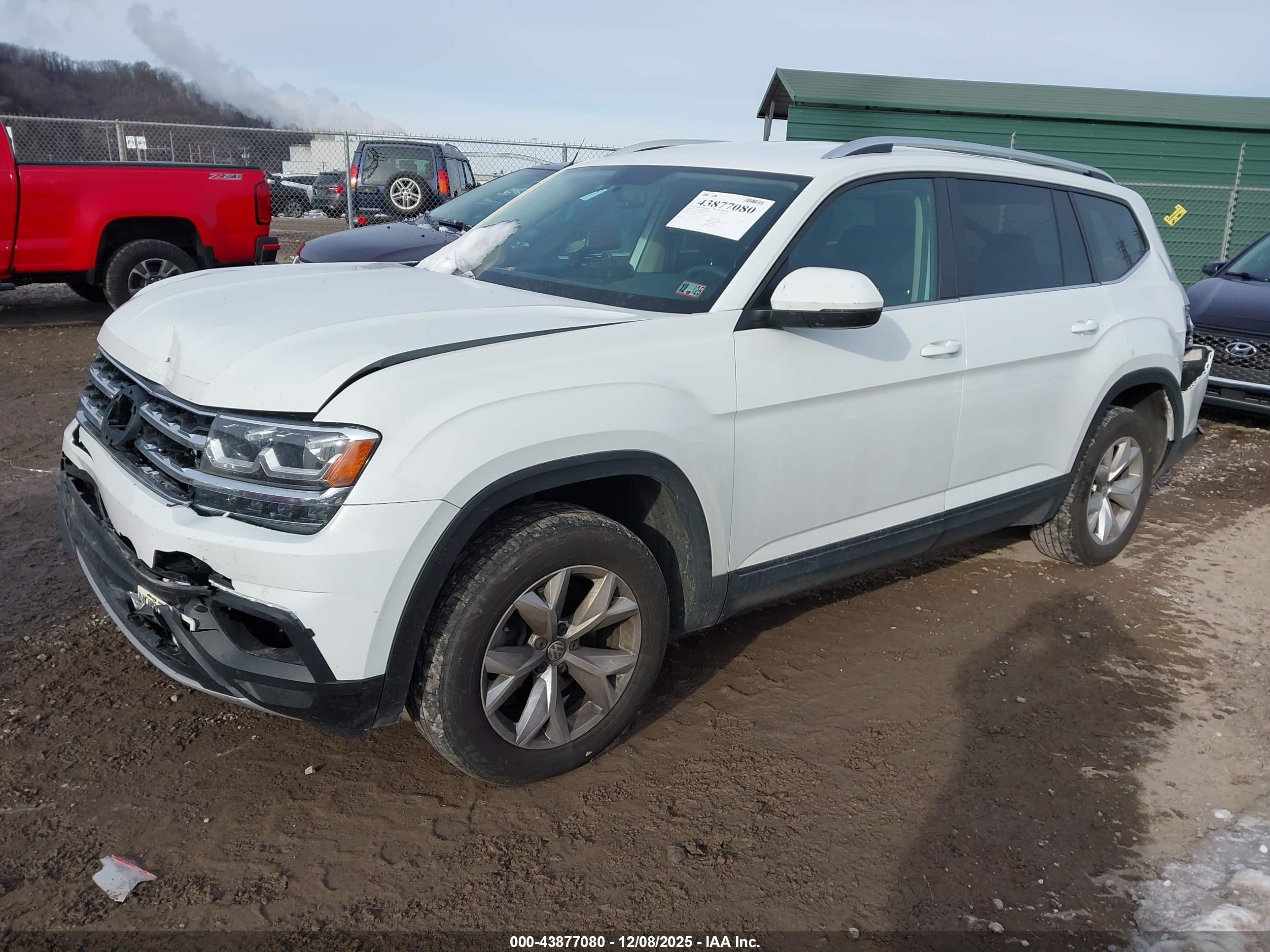 VOLKSWAGEN ATLAS image 2