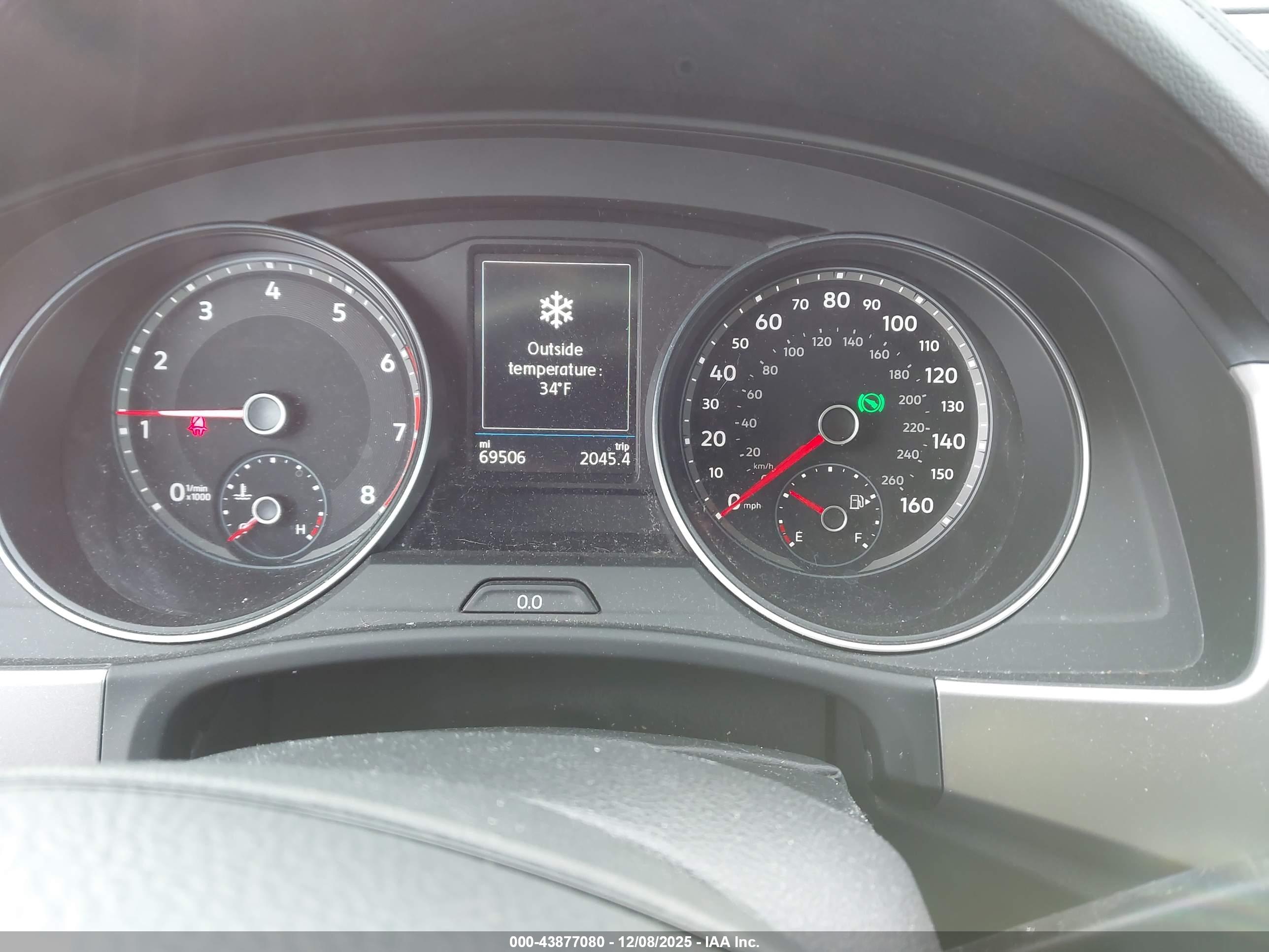 VOLKSWAGEN ATLAS image 7