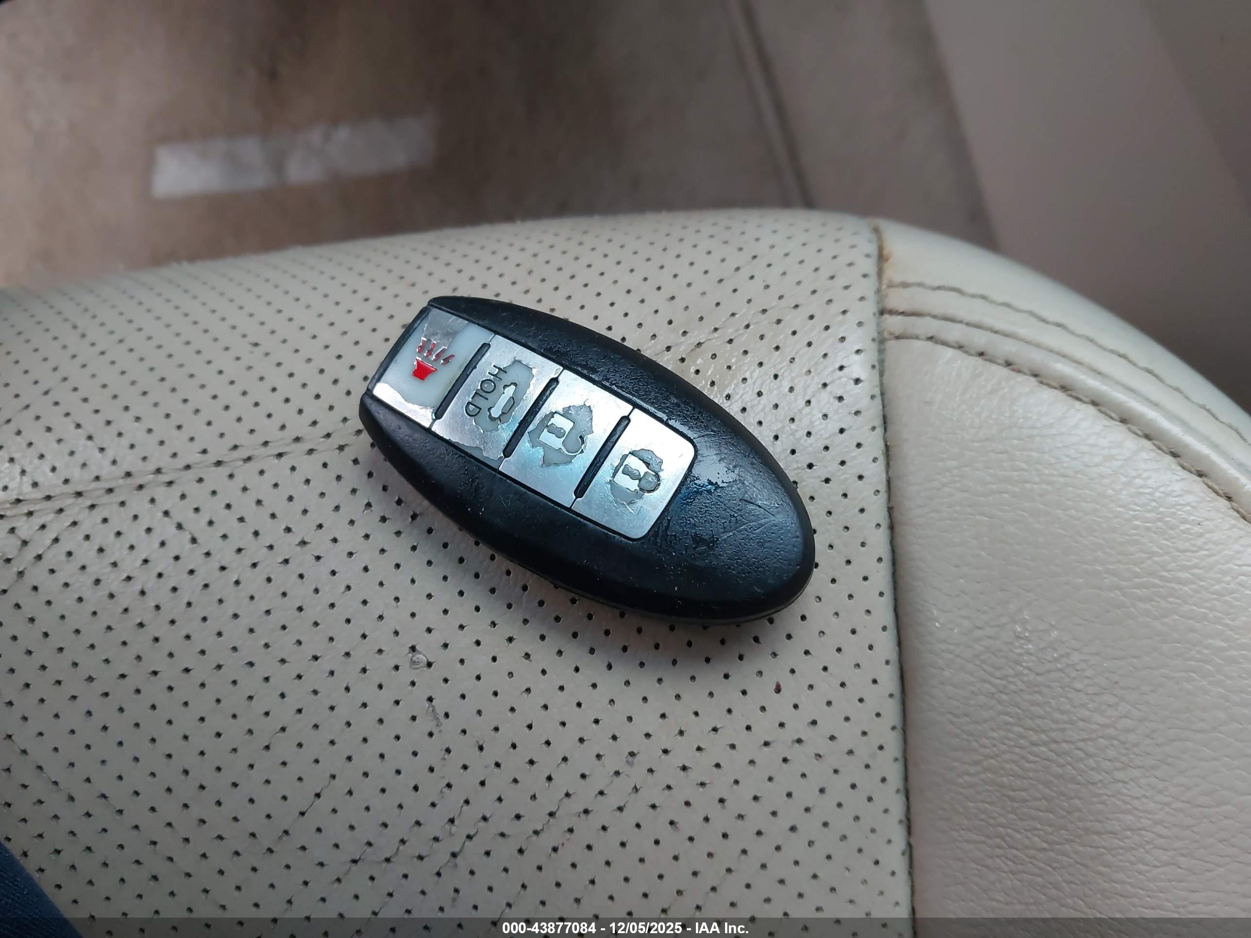 NISSAN ALTIMA image 11
