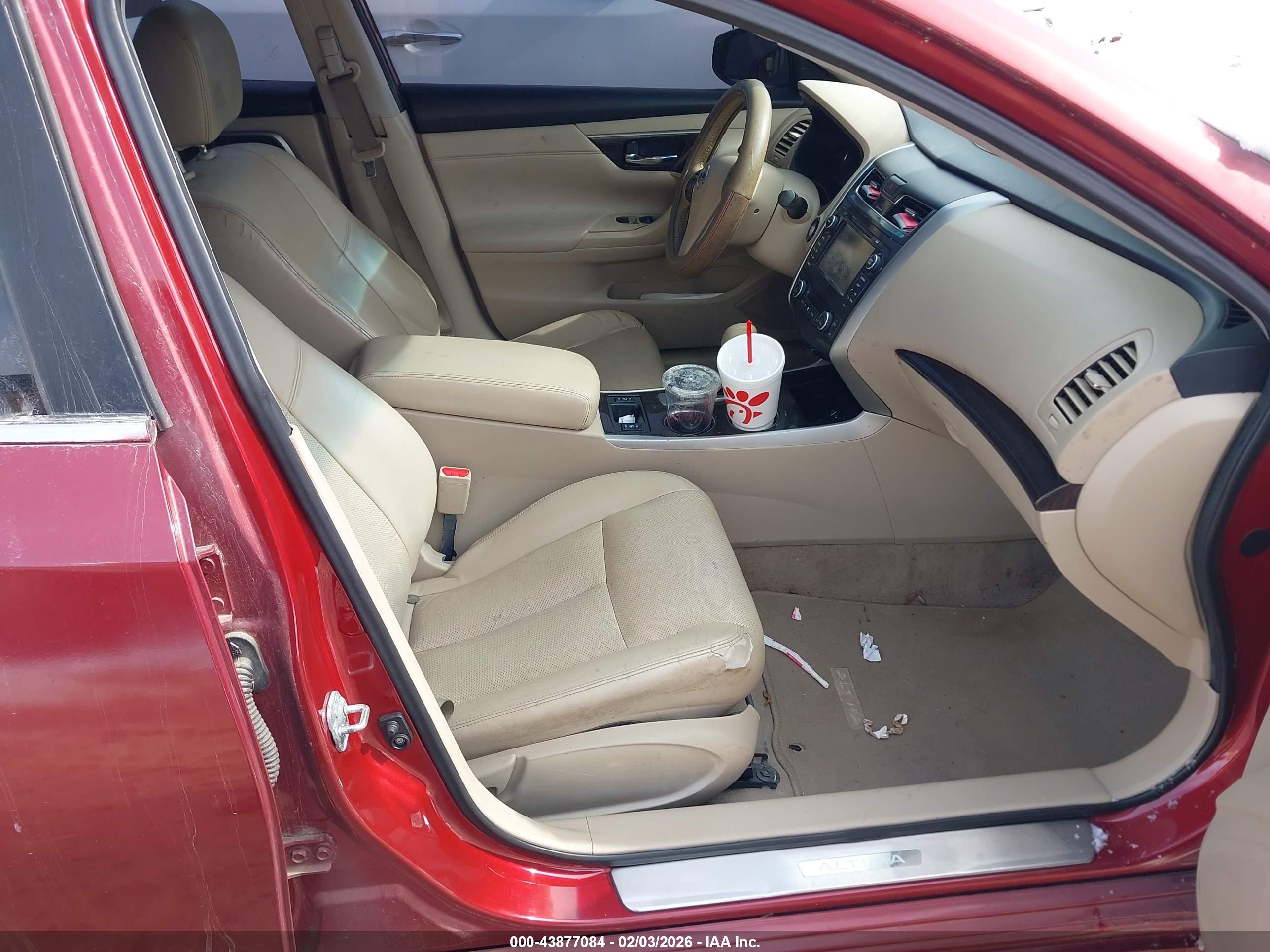 NISSAN ALTIMA image 5