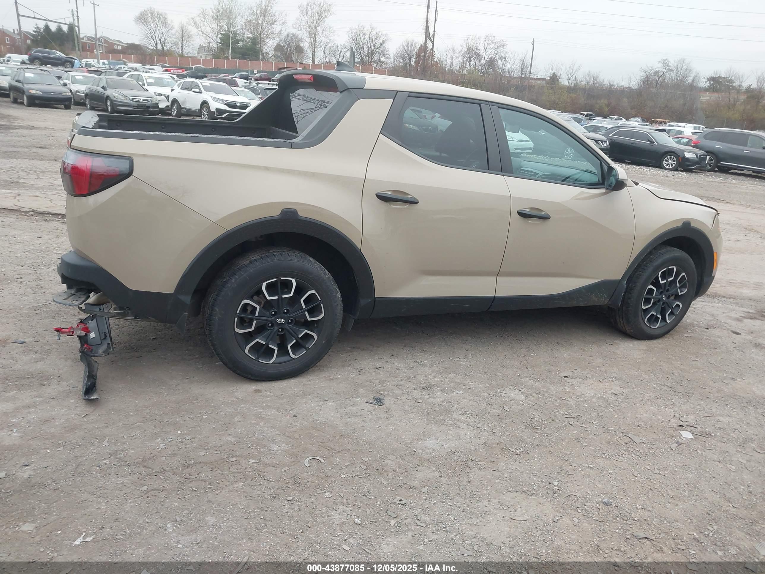 HYUNDAI SANTA image 4