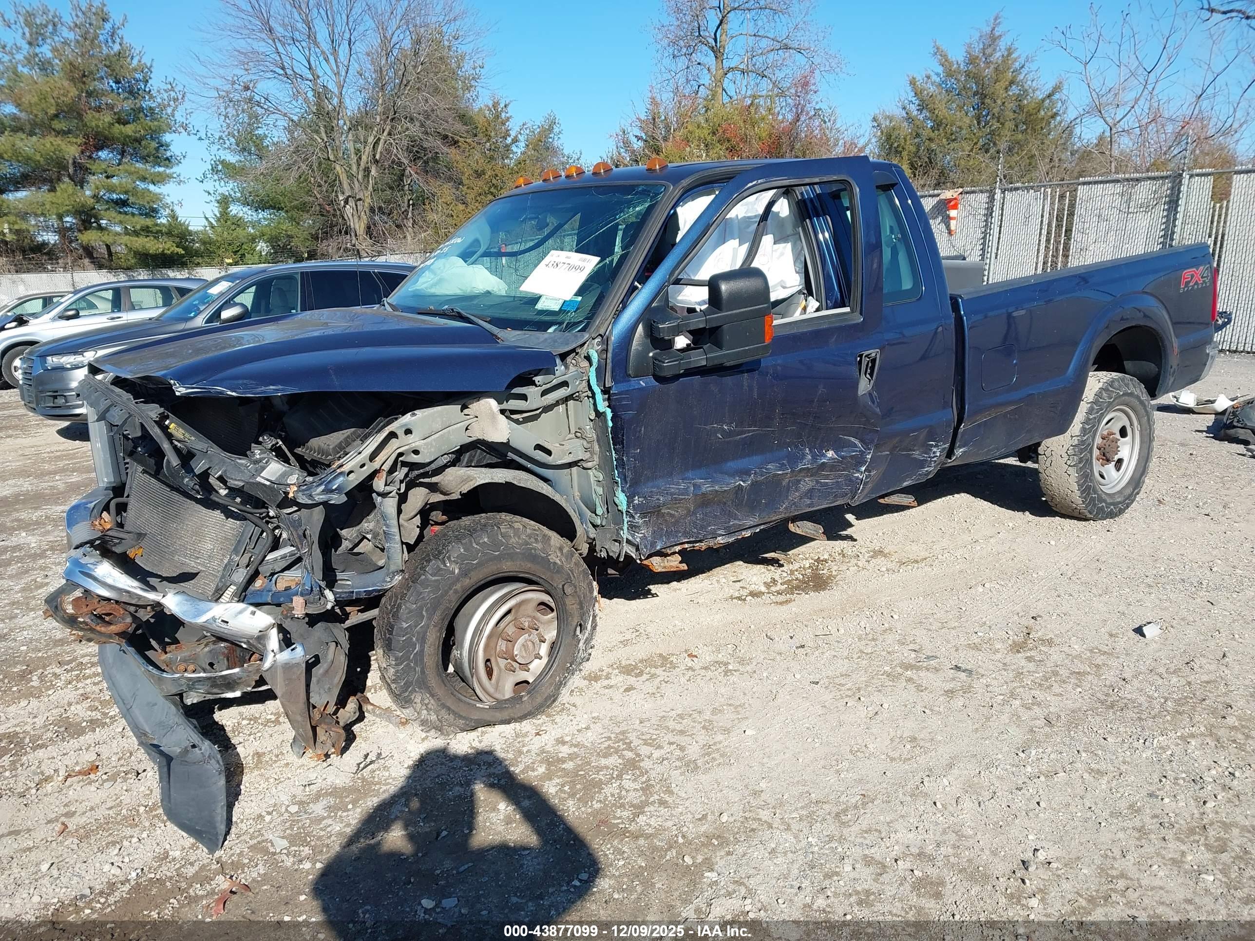 FORD F-350 image 2