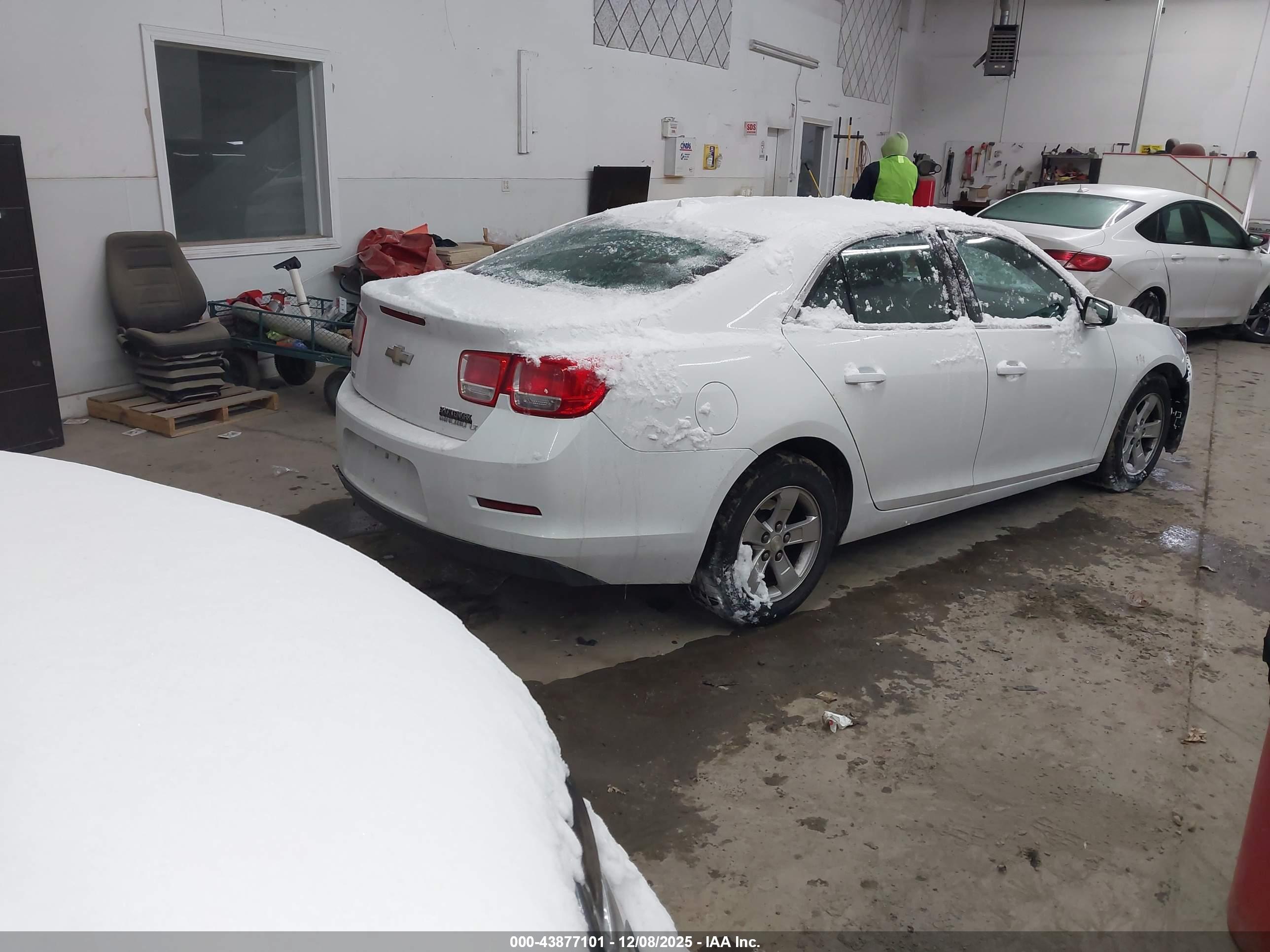 CHEVROLET MALIBU image 4