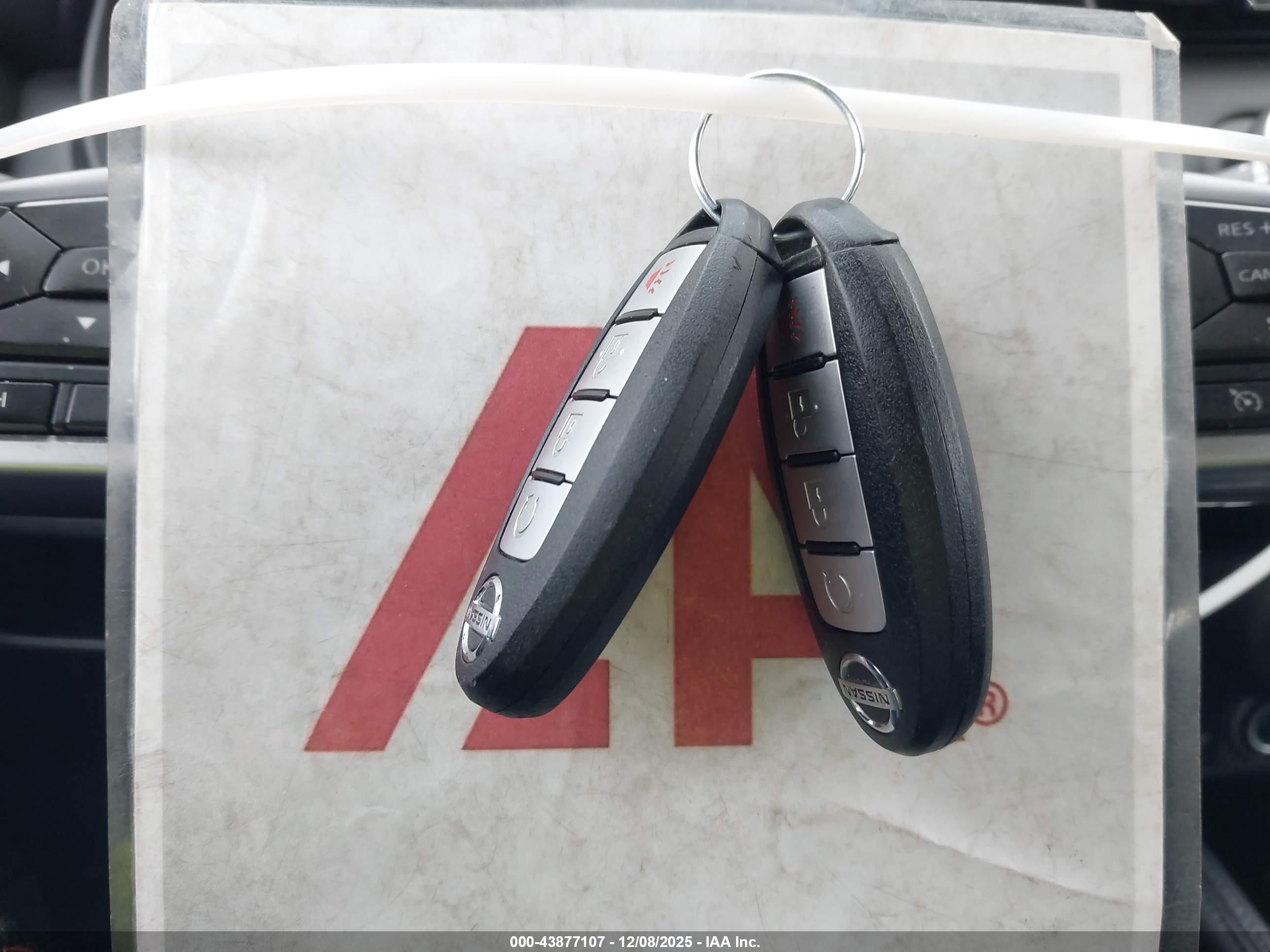 NISSAN KICKS image 11