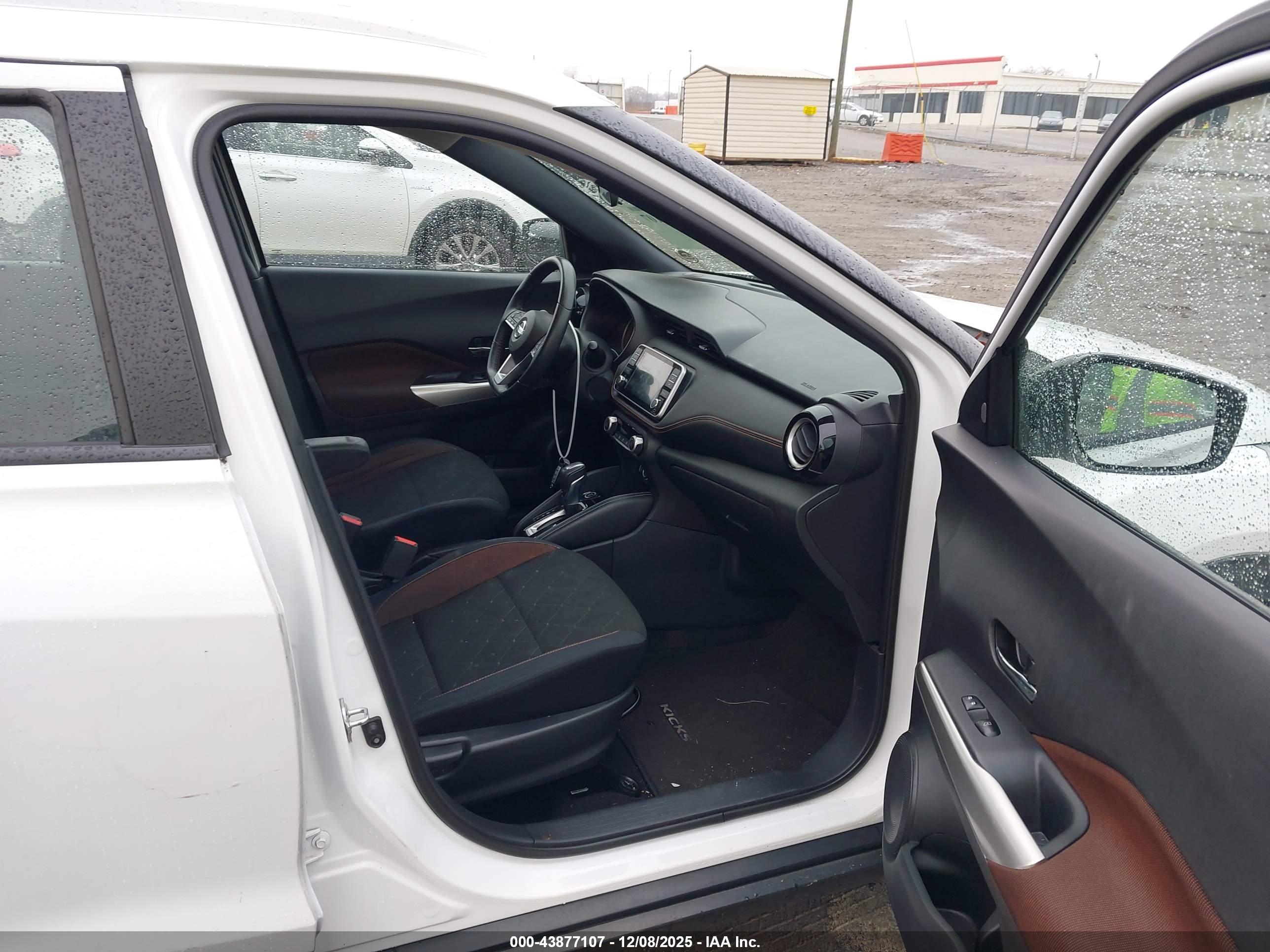 NISSAN KICKS image 5