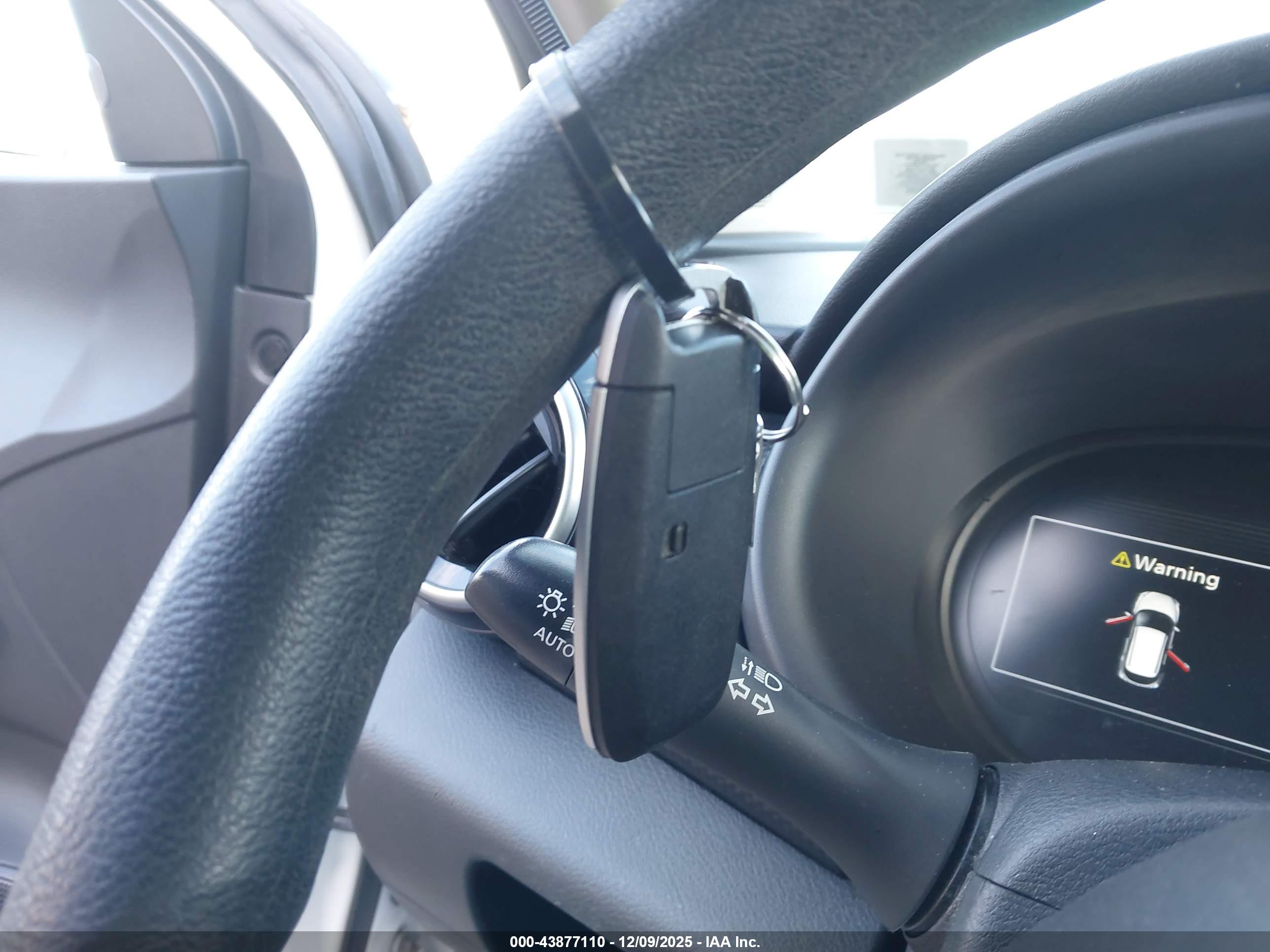 NISSAN KICKS image 11