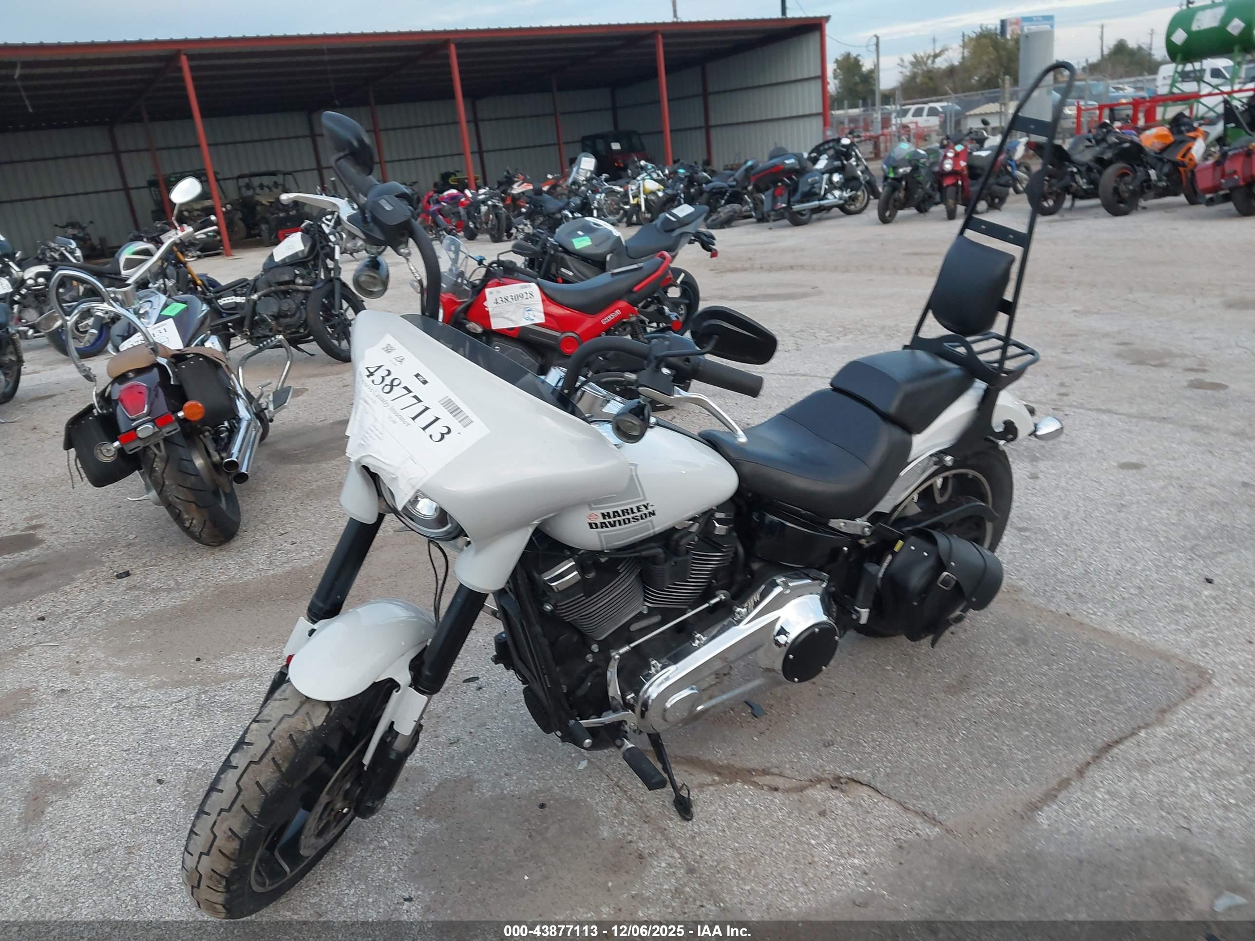 HARLEY-DAVIDSON FLSB image 2