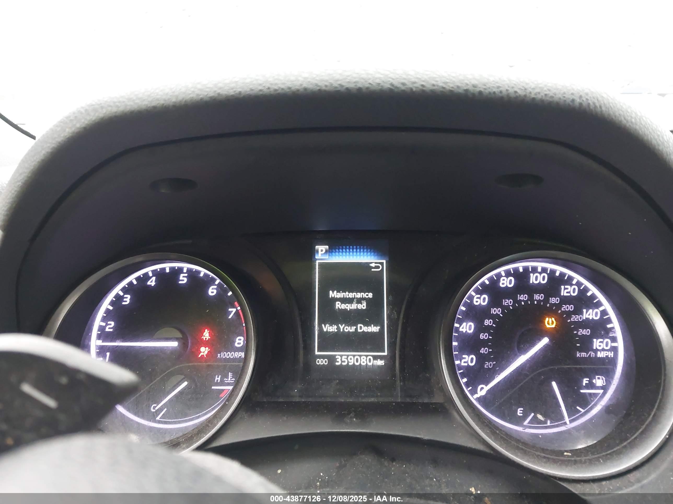 TOYOTA CAMRY image 7