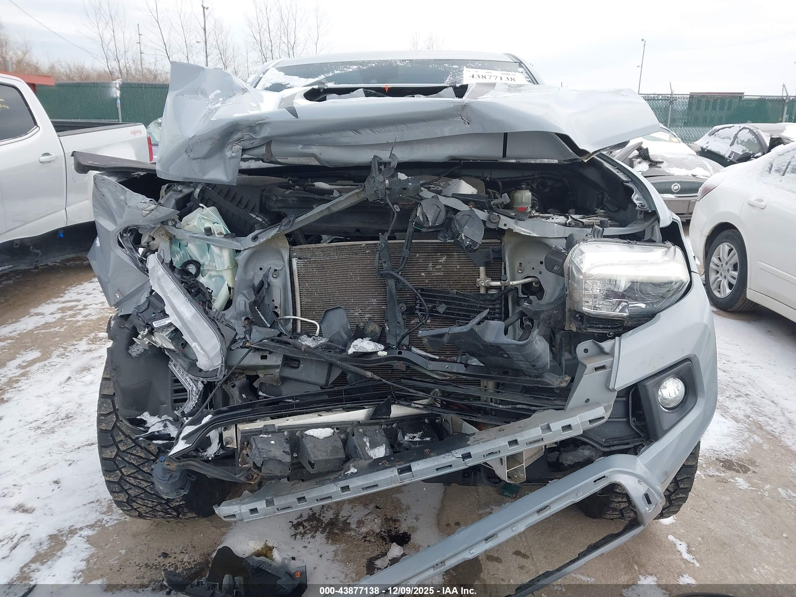 TOYOTA TACOMA image 6