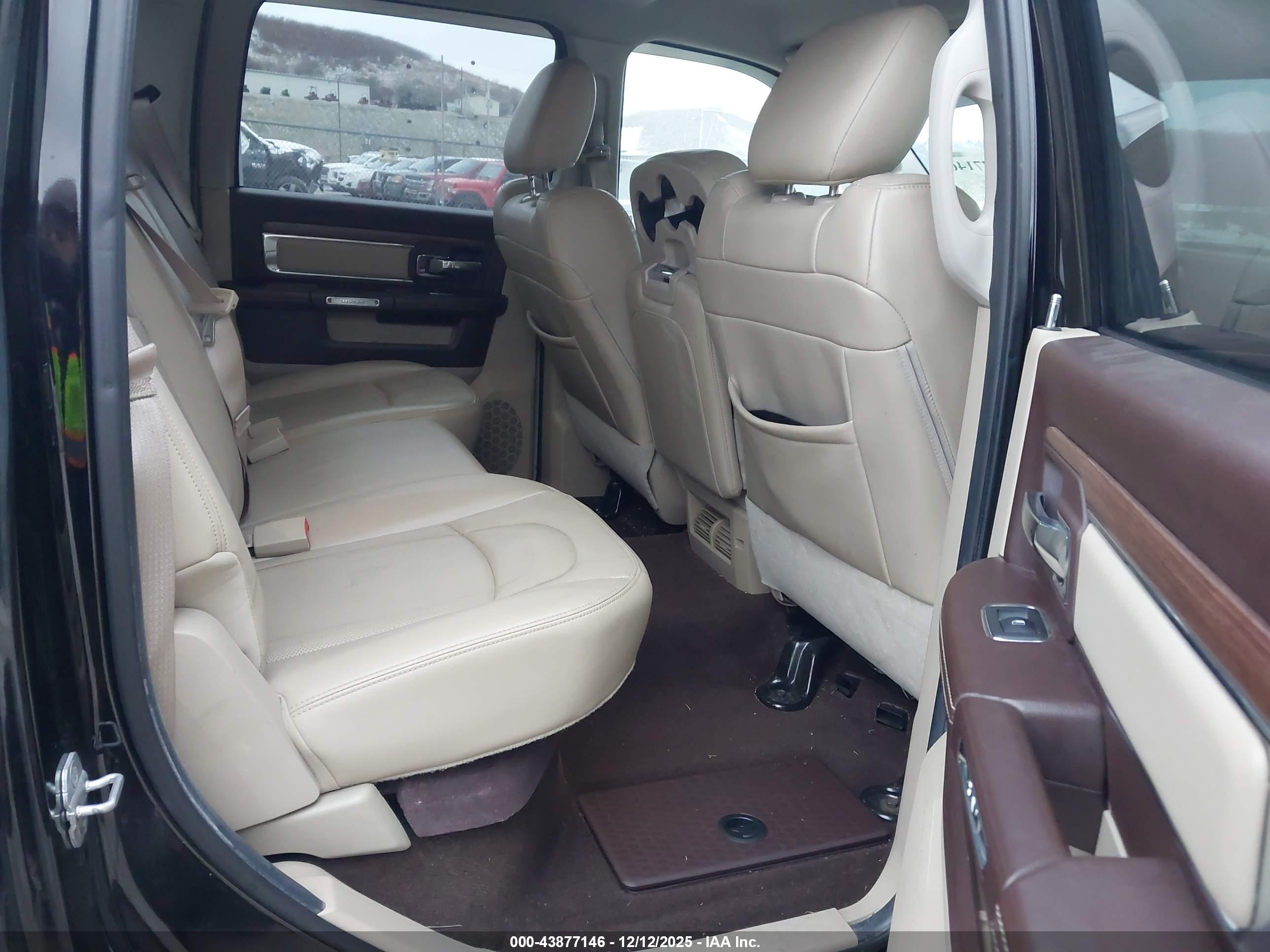 RAM 2500 image 8