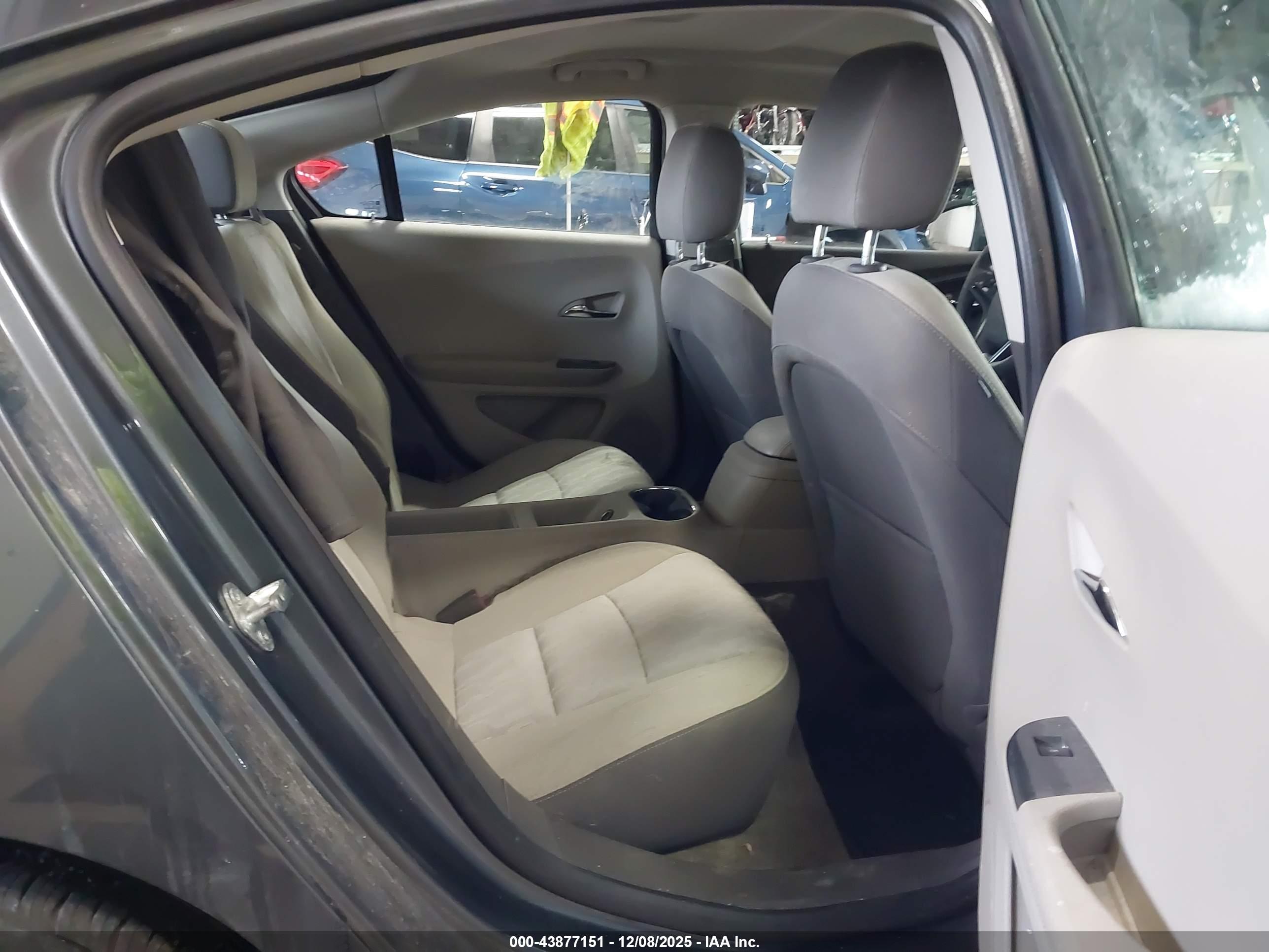 CHEVROLET VOLT image 8