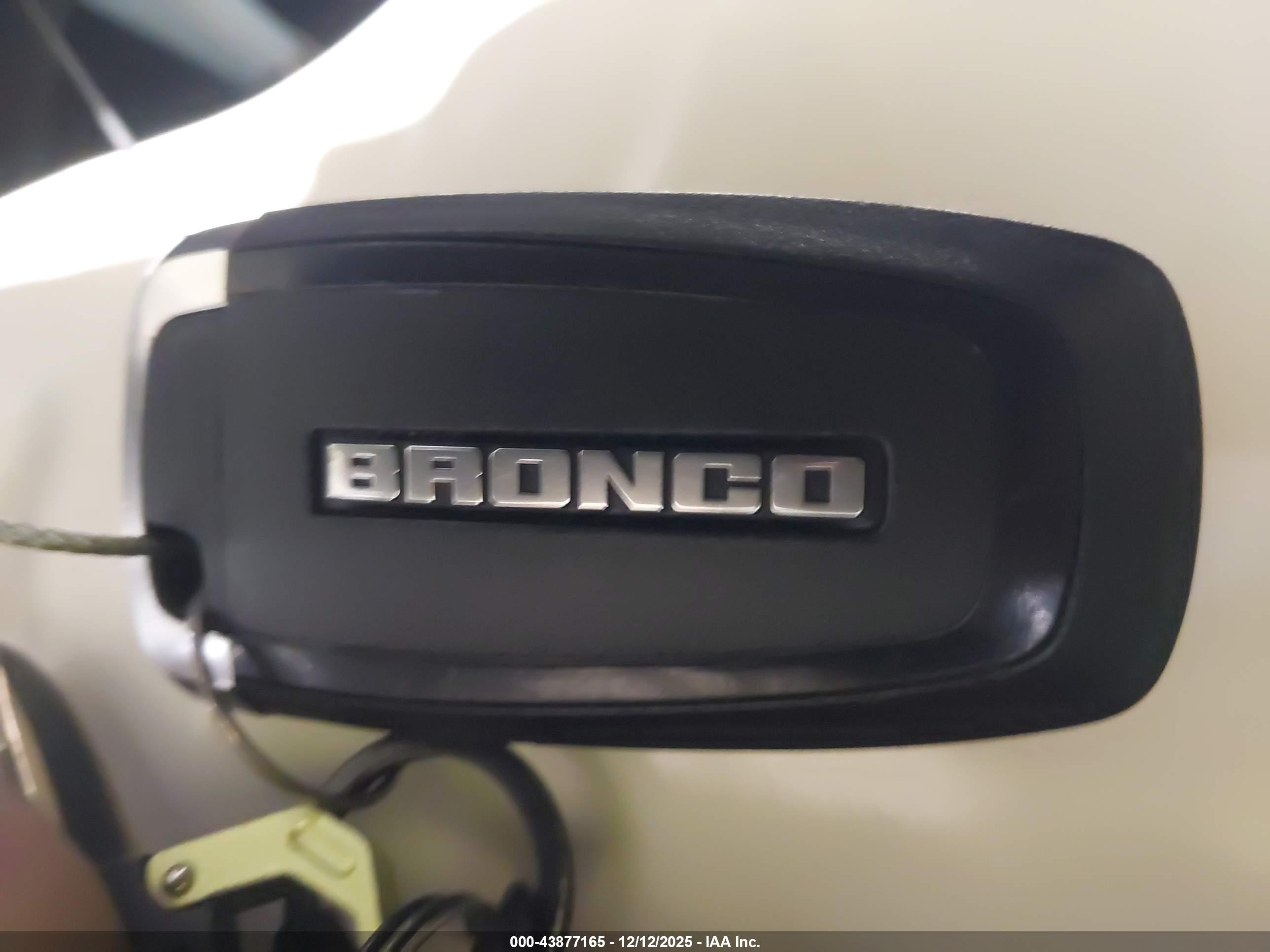FORD BRONCO image 11