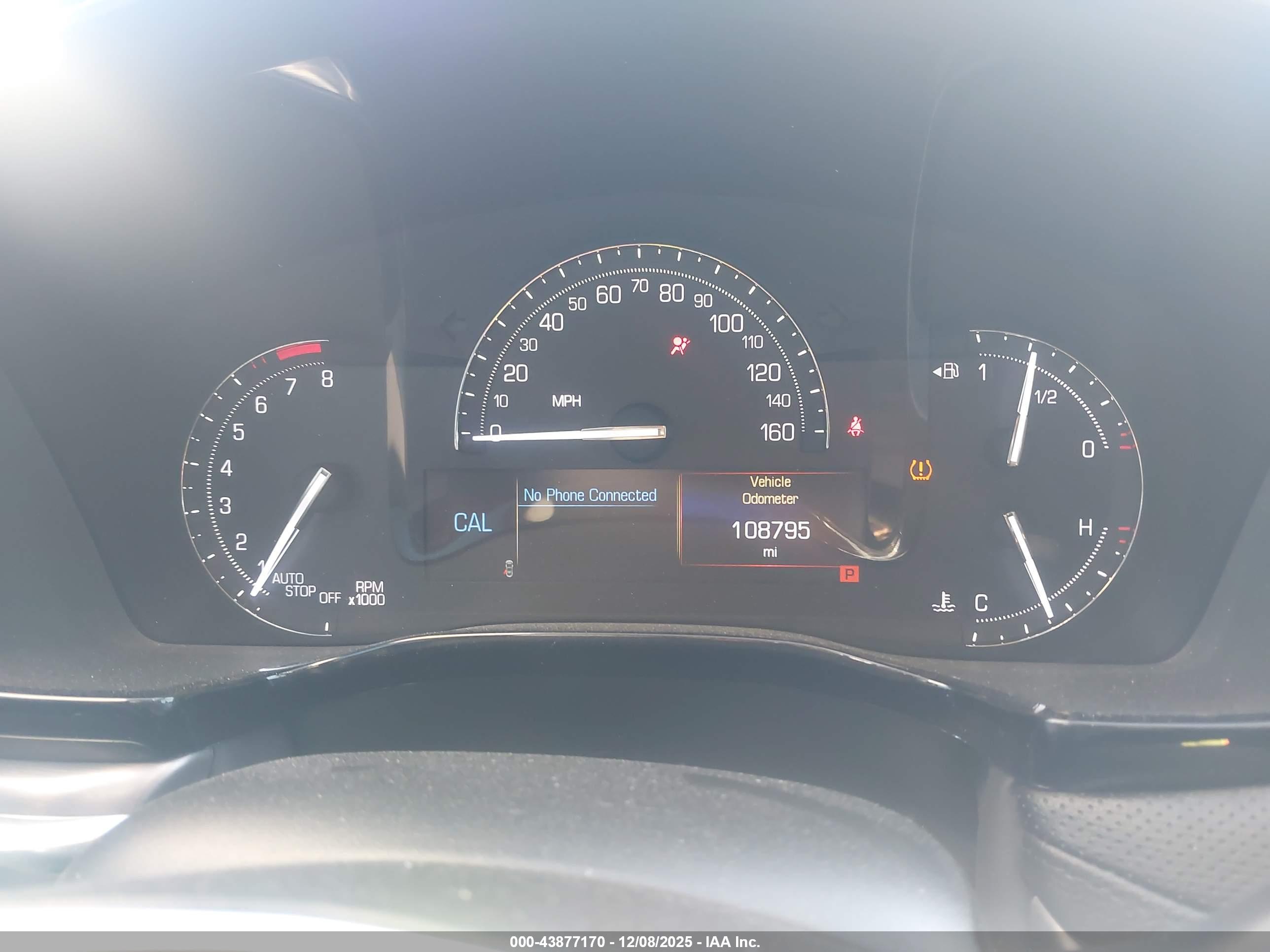 CADILLAC XT5 image 7