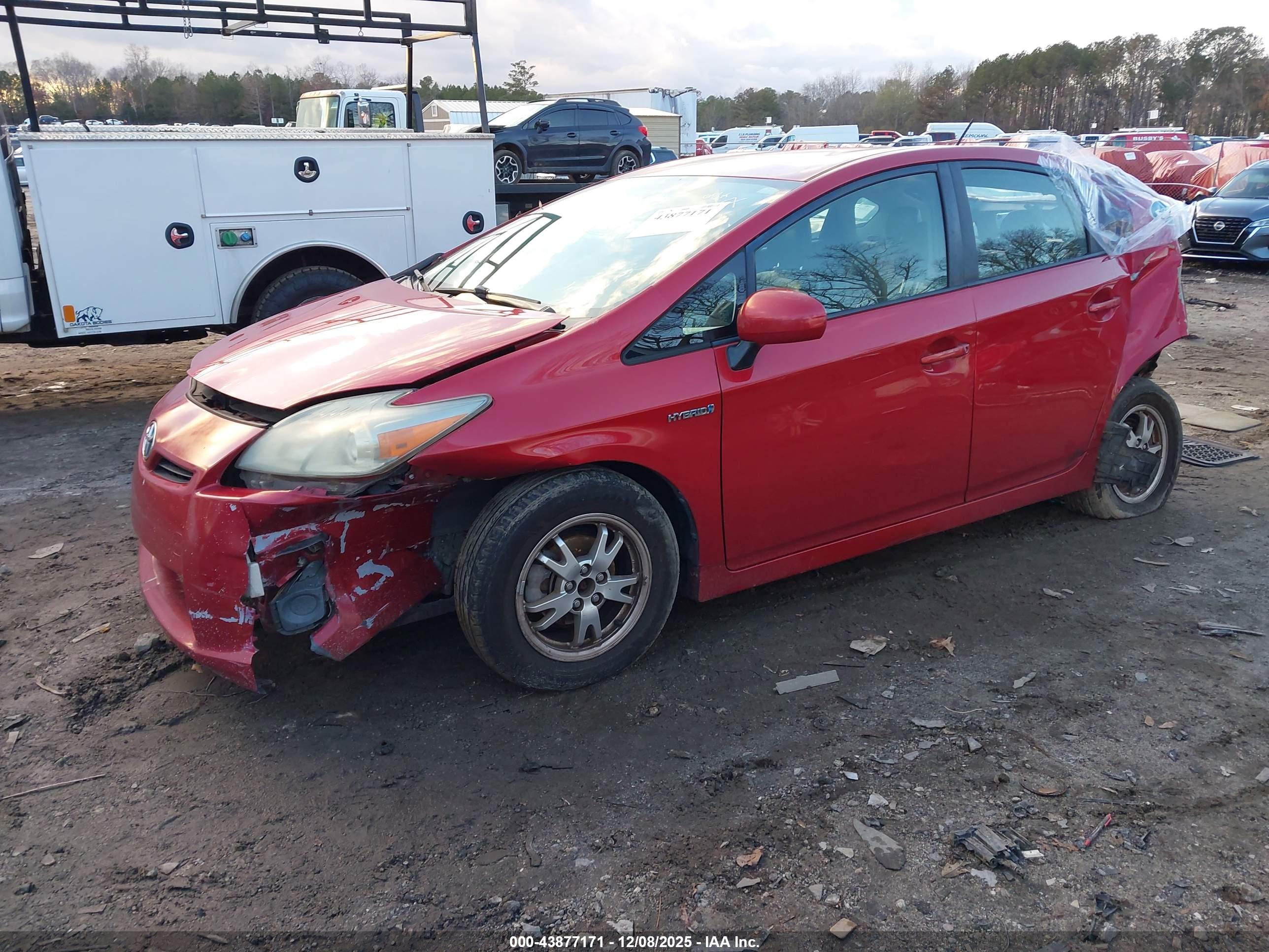 TOYOTA PRIUS image 2