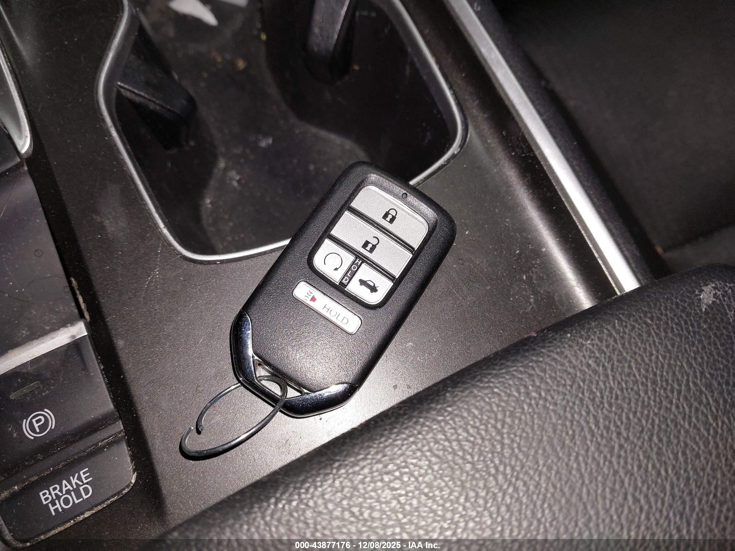 HONDA ACCORD image 11