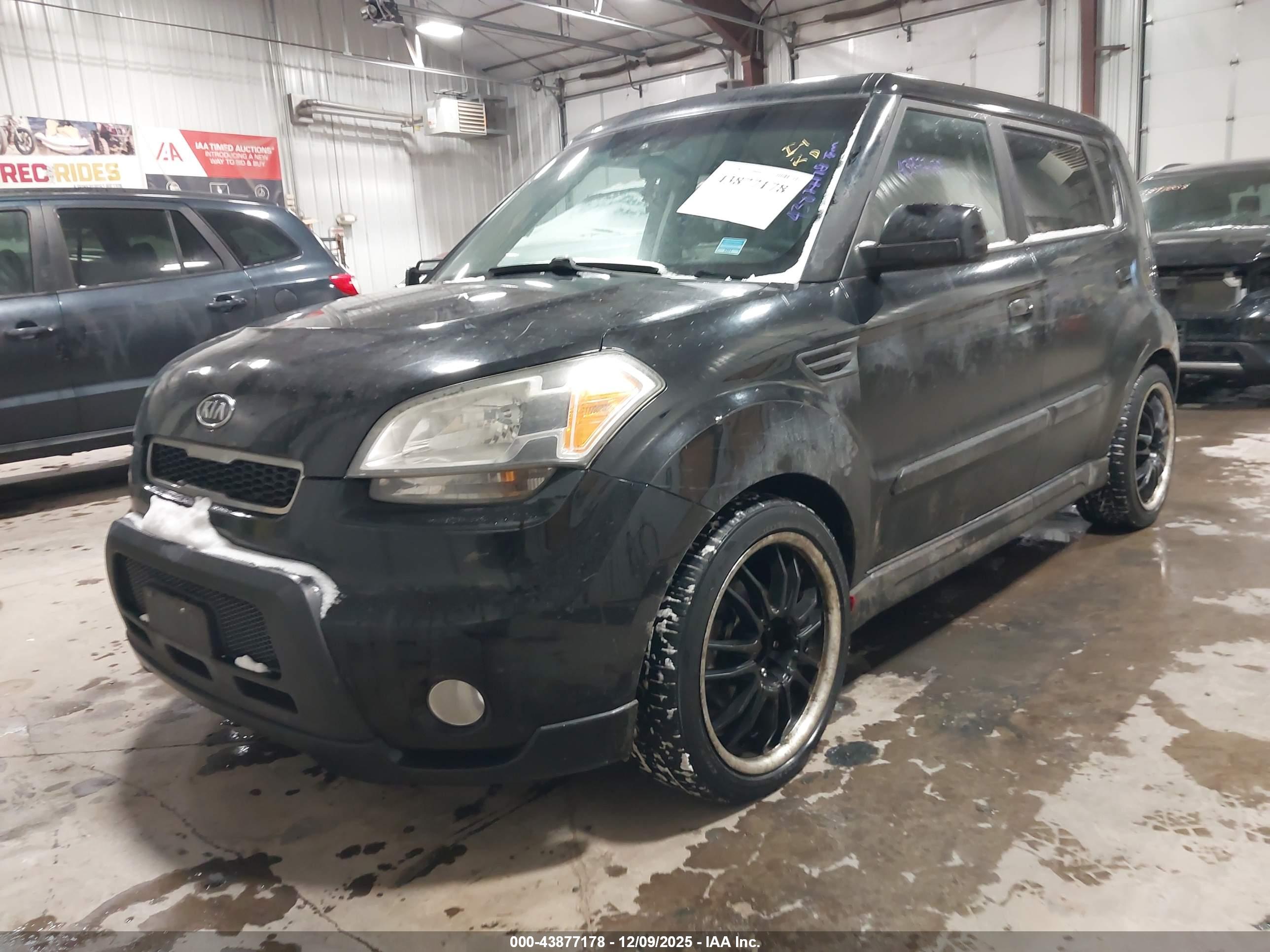 KIA SOUL image 2