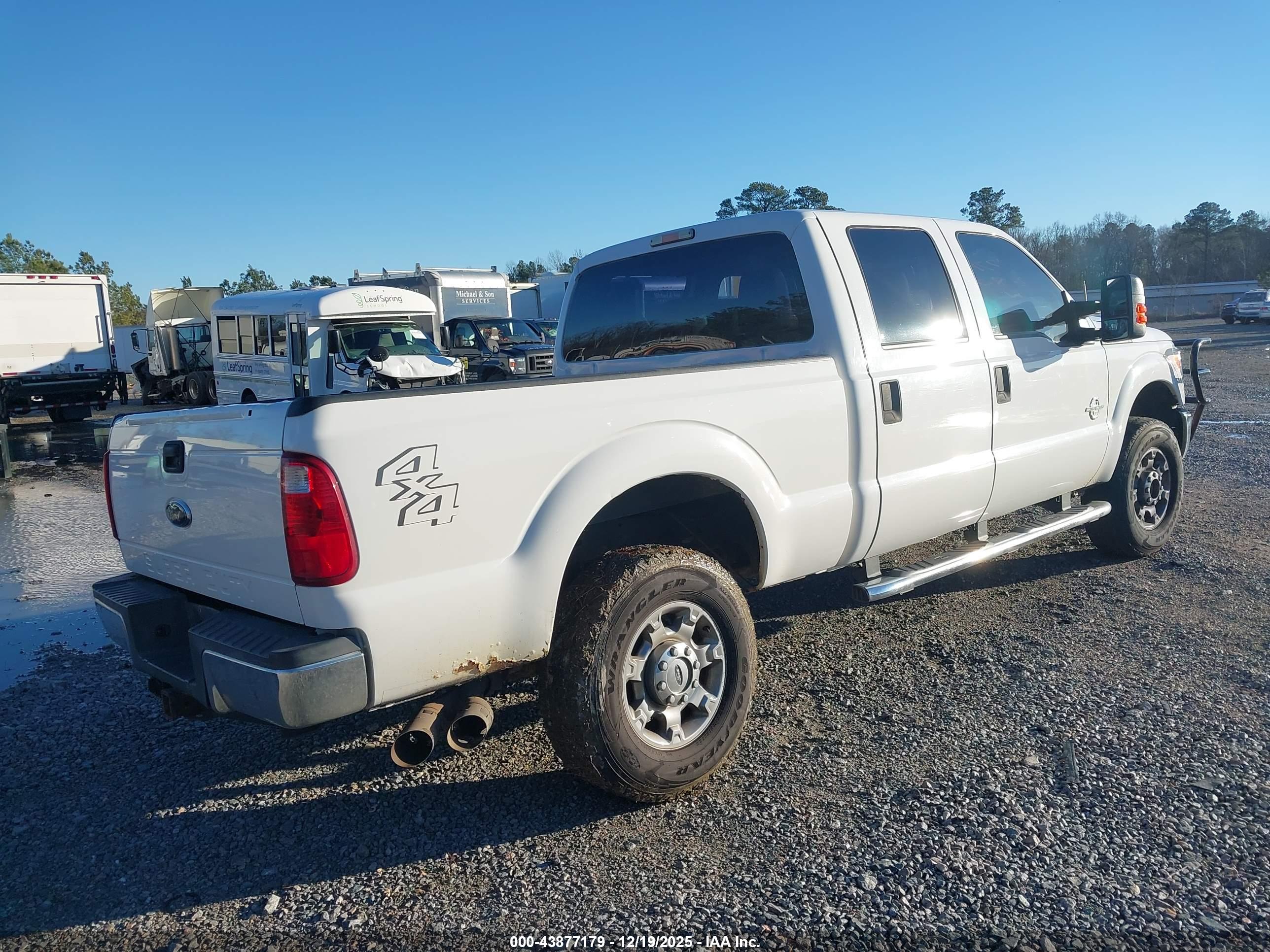 FORD F-350 image 4