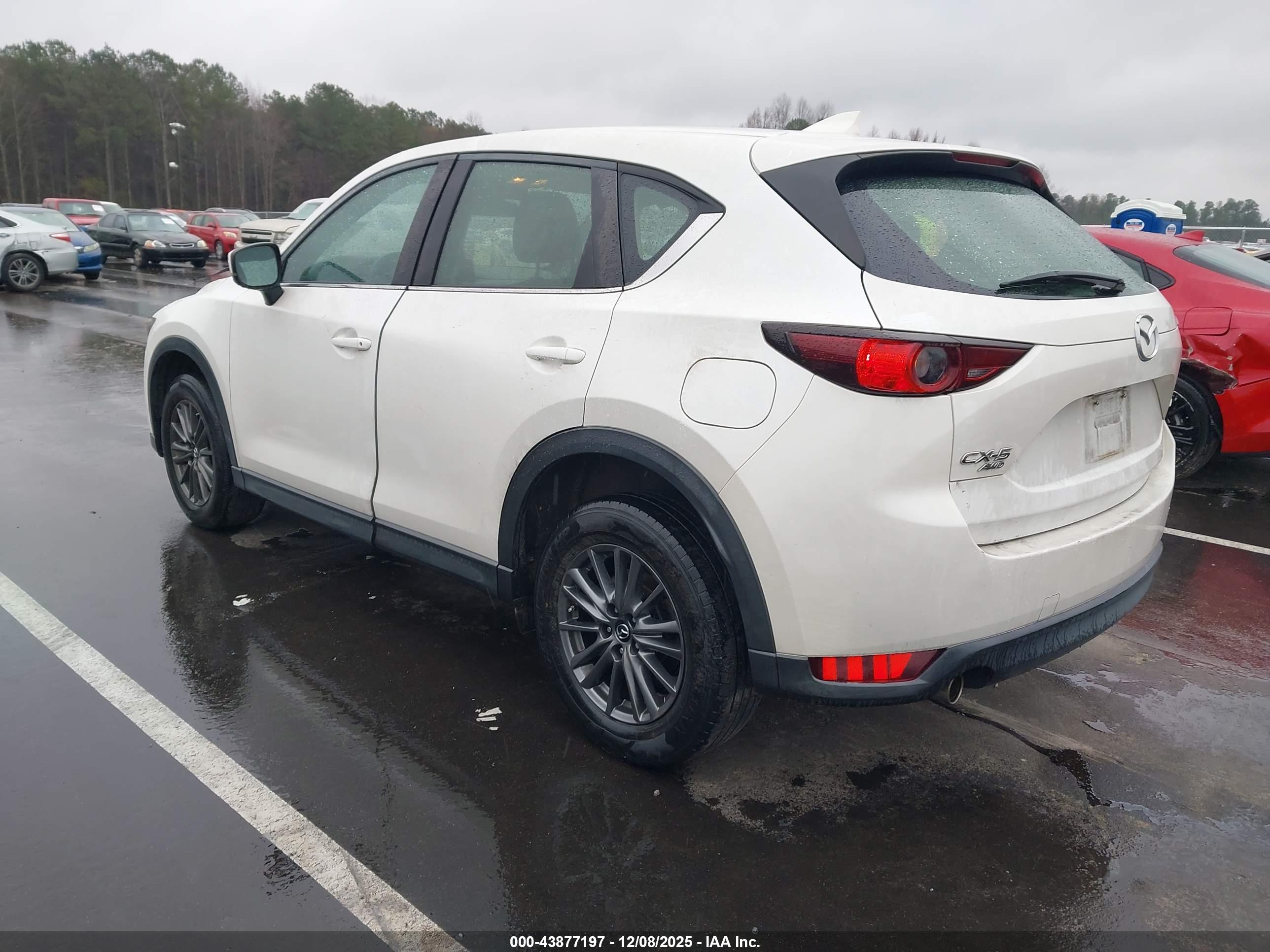 MAZDA CX-5 image 3