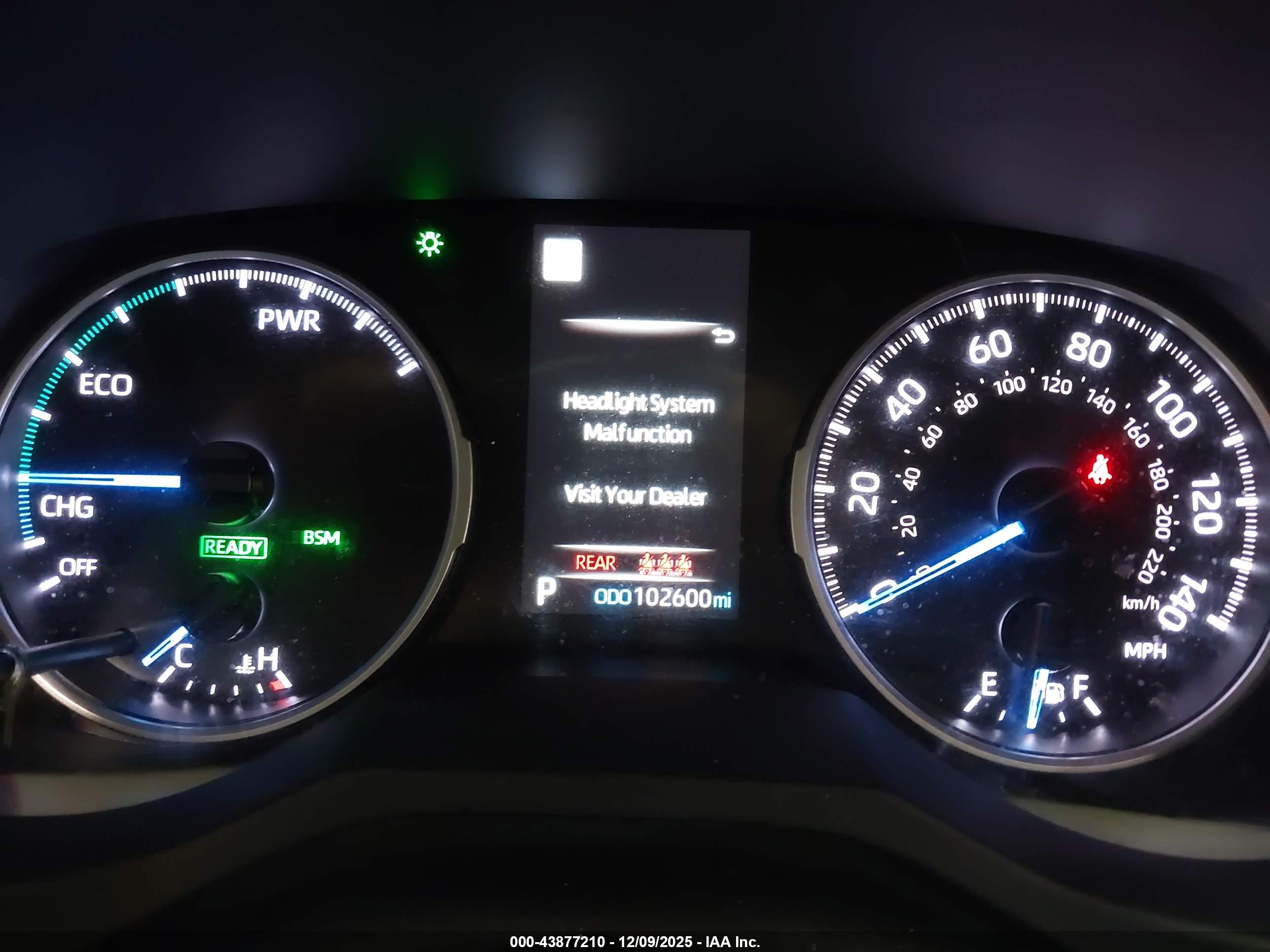 TOYOTA RAV4 image 7